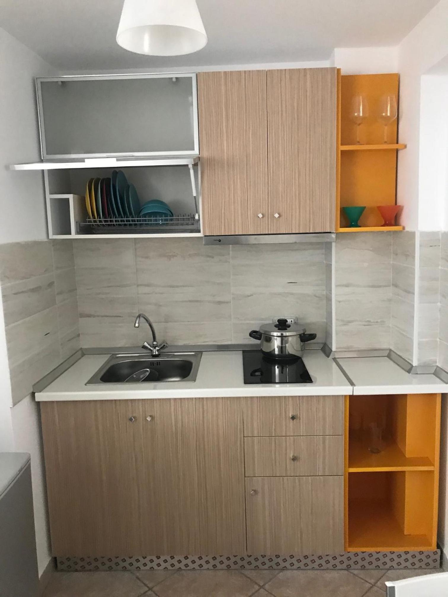 Andi Apartments