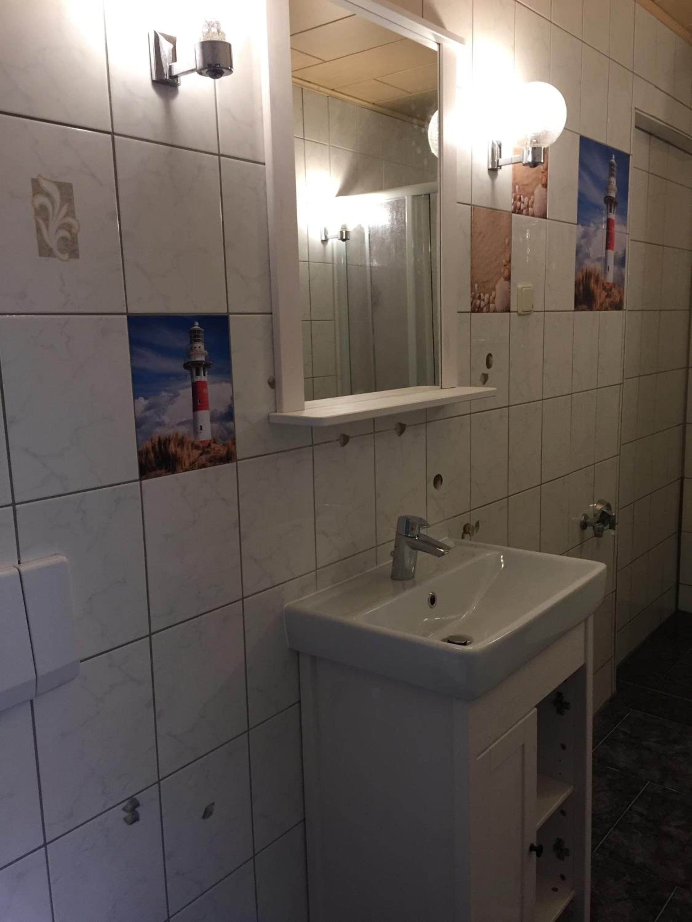 Photo 33