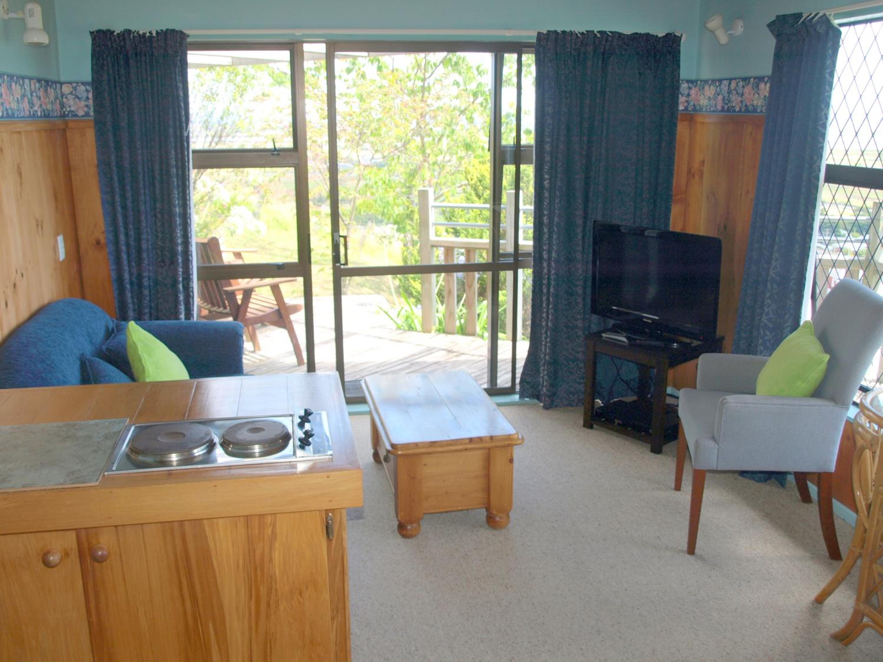 Grafton Cottage & Chalets