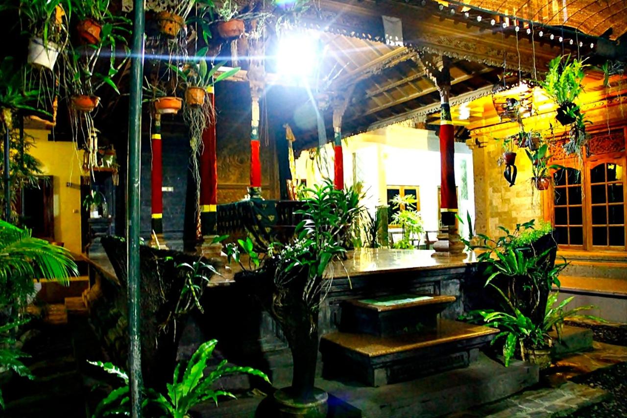Nakula Guest House
