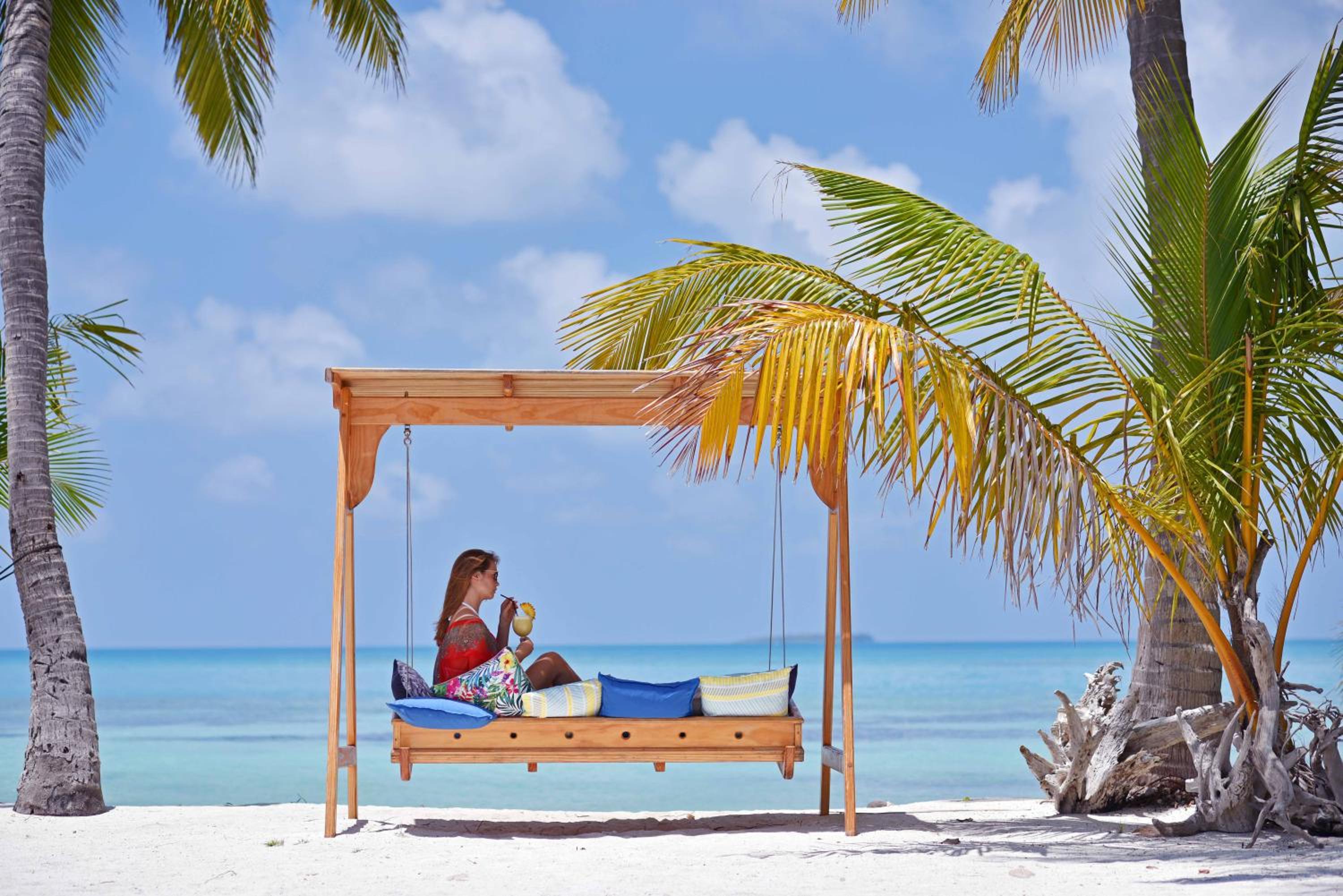 Veli Vilaa Dhiffushi - Beachfront photo 5