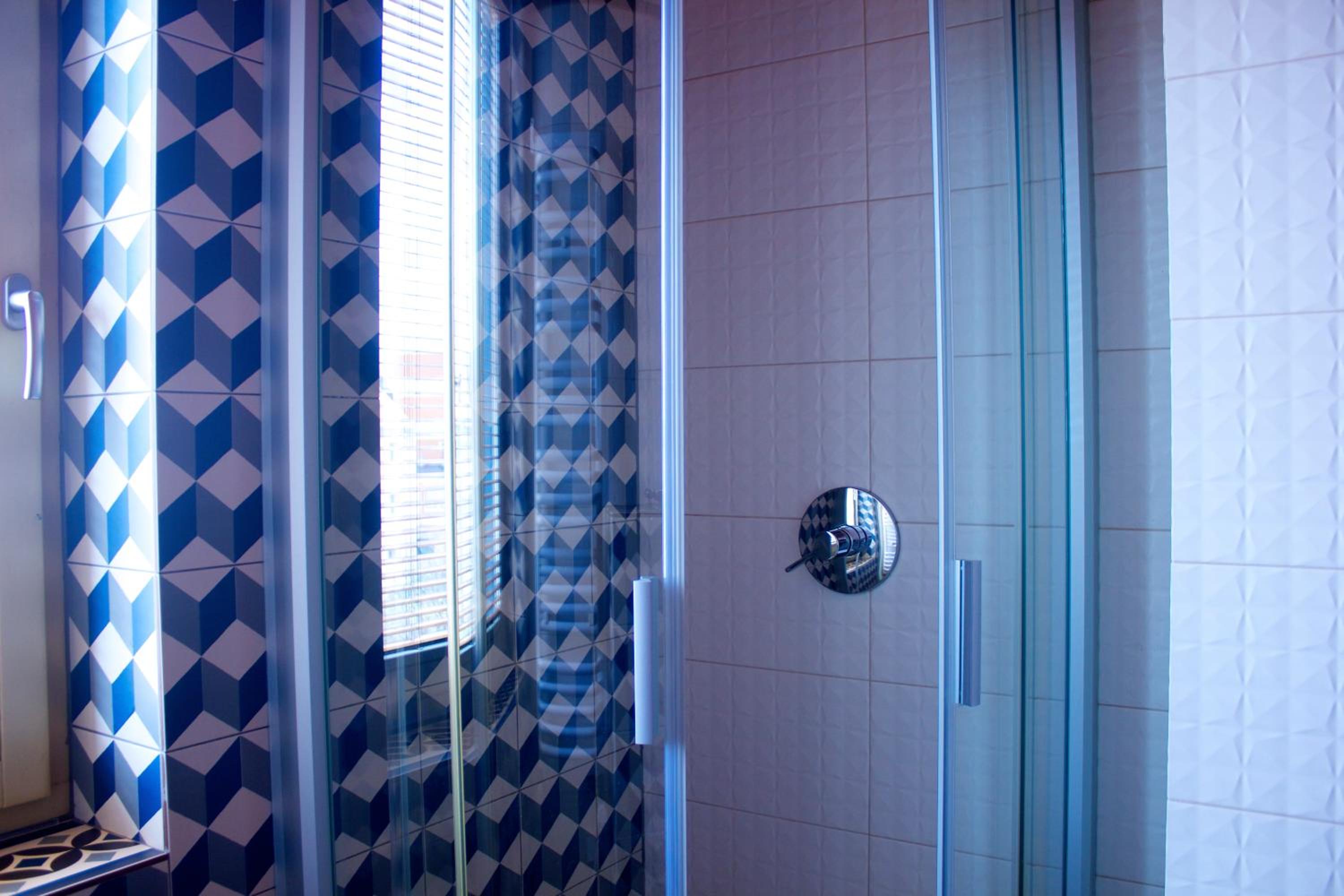 Photo 42