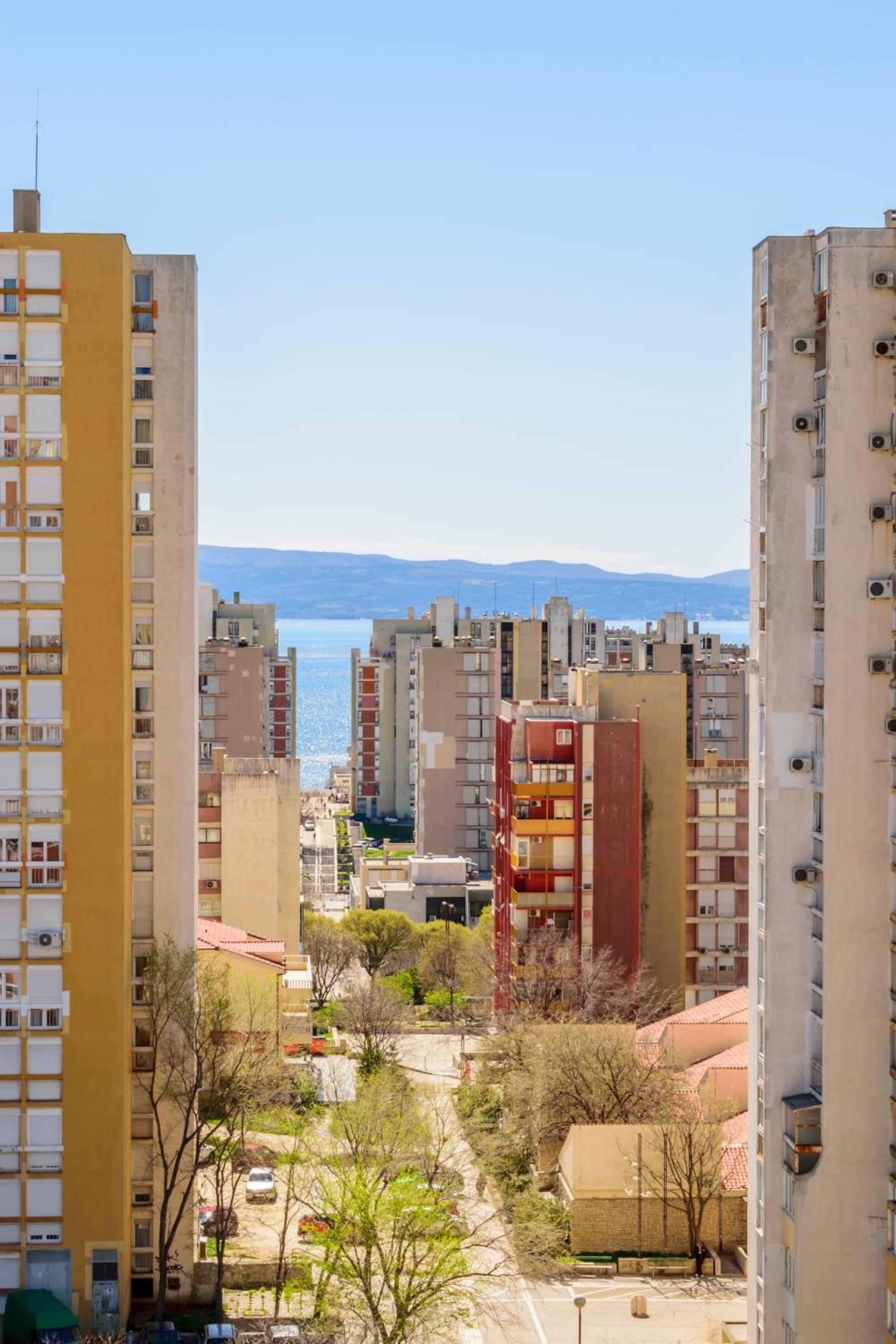 Apartment Azure Split