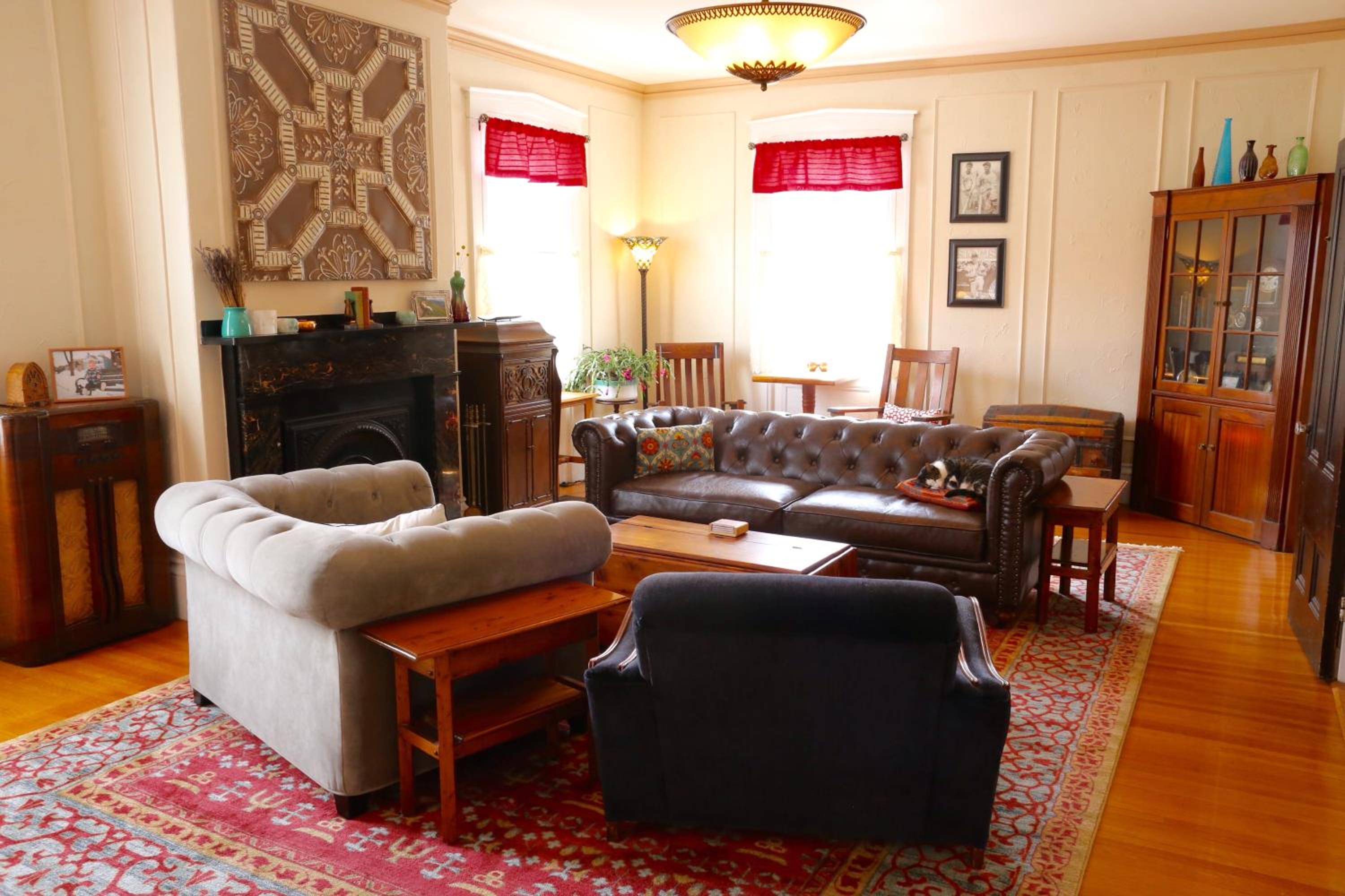 Salem Vacations - Stepping Stone Inn - Property Image 1