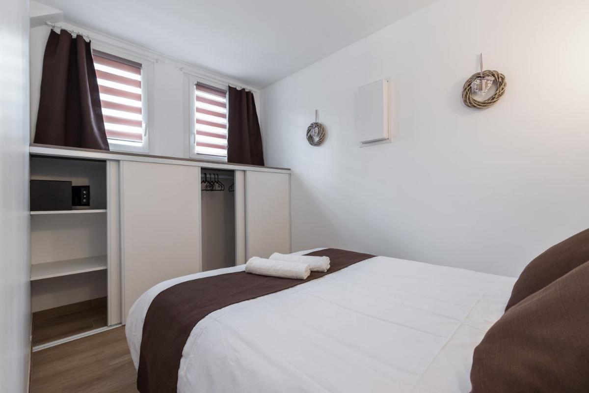 Sleep In Antibes City Center