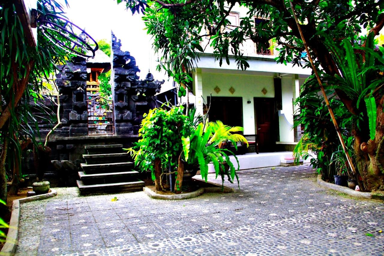 Nakula Guest House