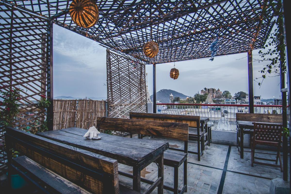 outdoor BBQ area
