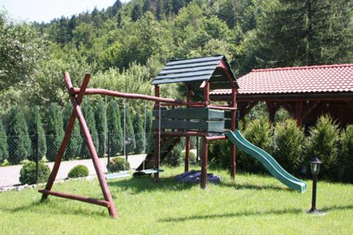 Apartamenty Starka - aneks kuchenny, trasy spacerowe, szlaki turystyczne, pobyt z psem
