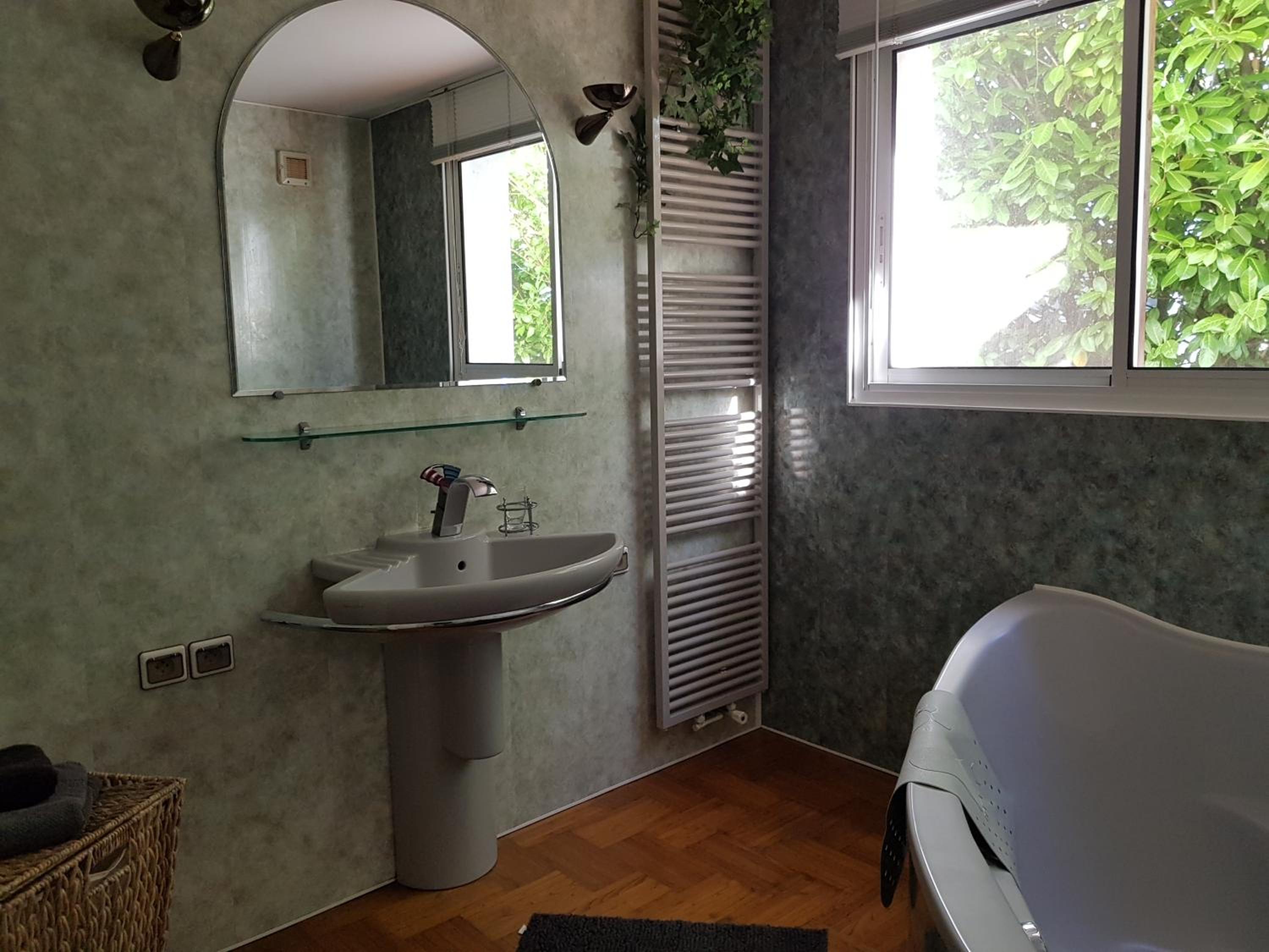Villa Le Rabailly view 5