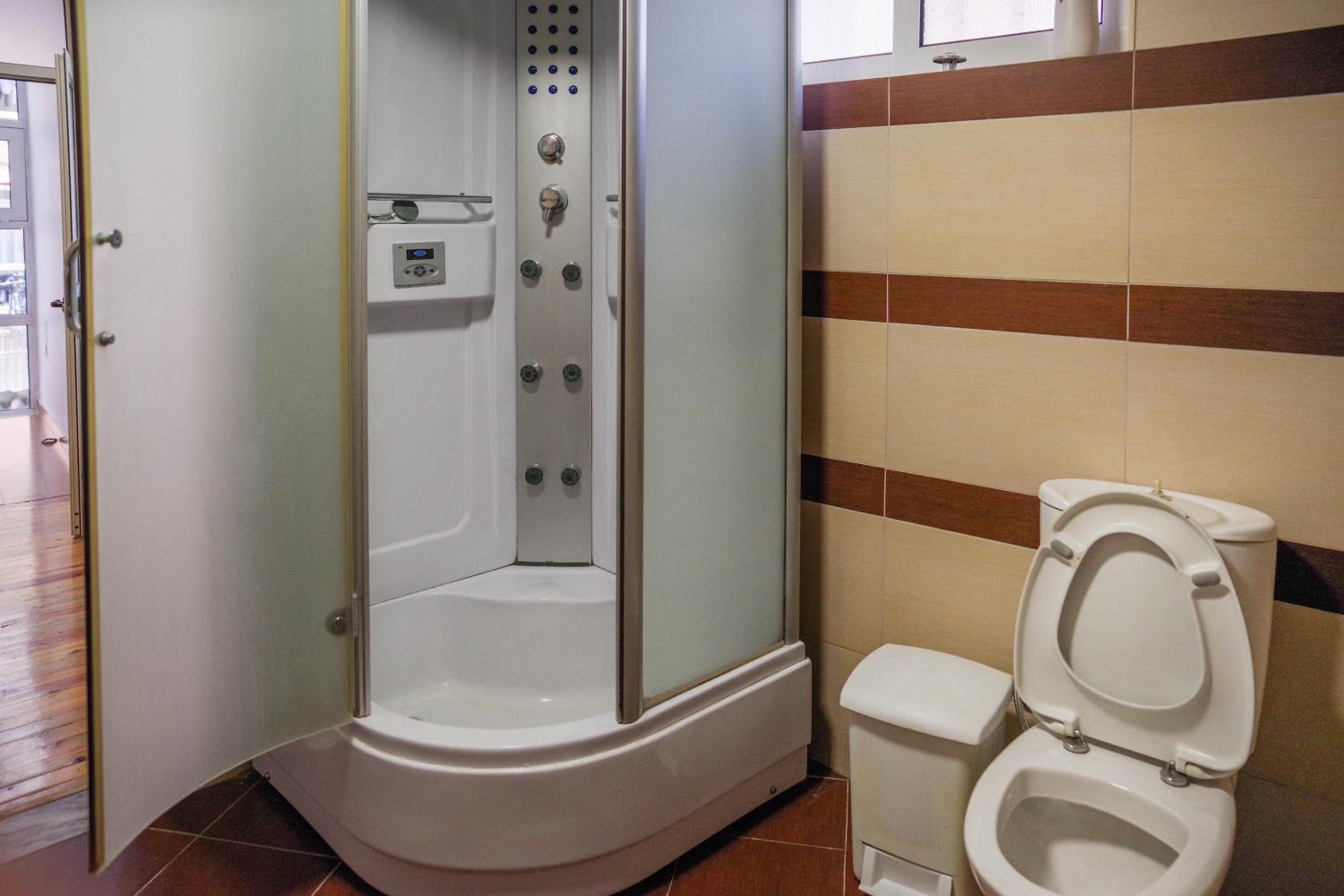 Buff Hostel Tirana