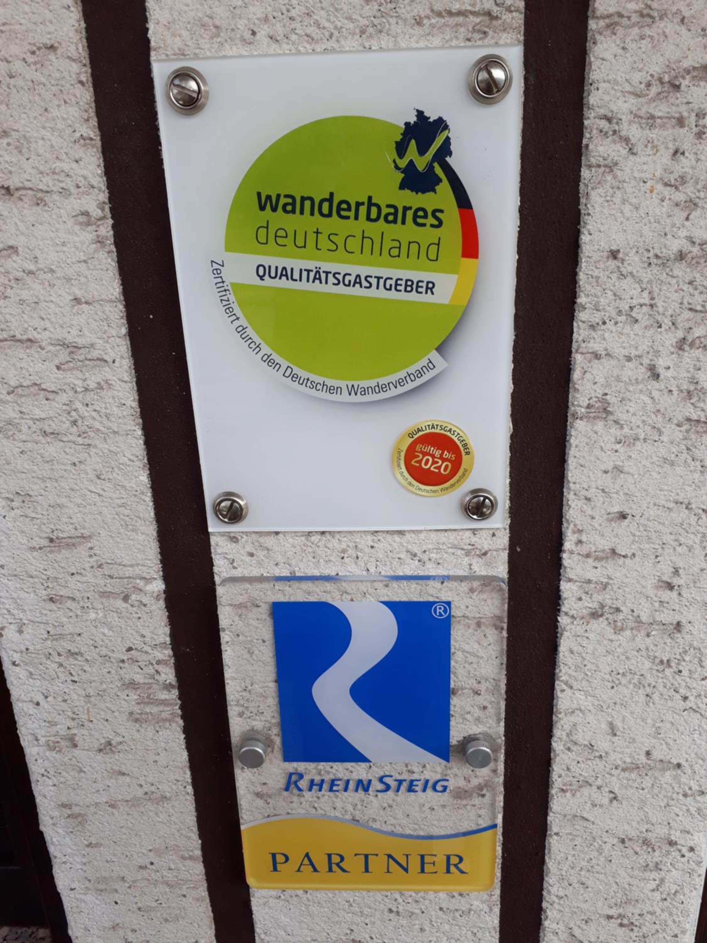 Pension / Ferienwohnungen Scheid