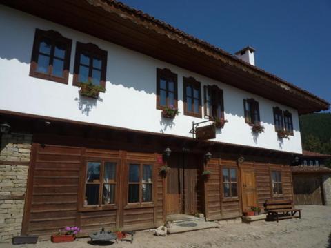 Guest House Dimcho Kehaia's Cafe