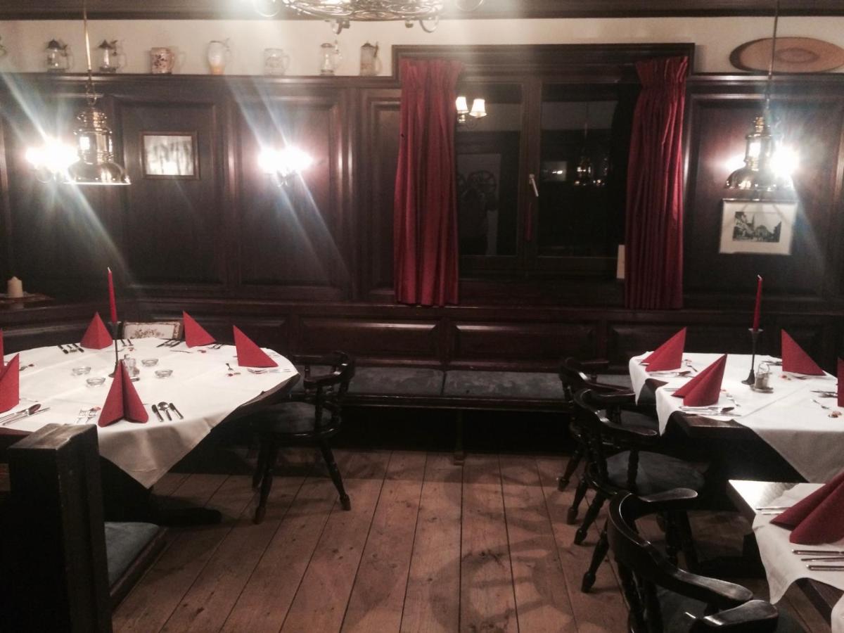 restaurant