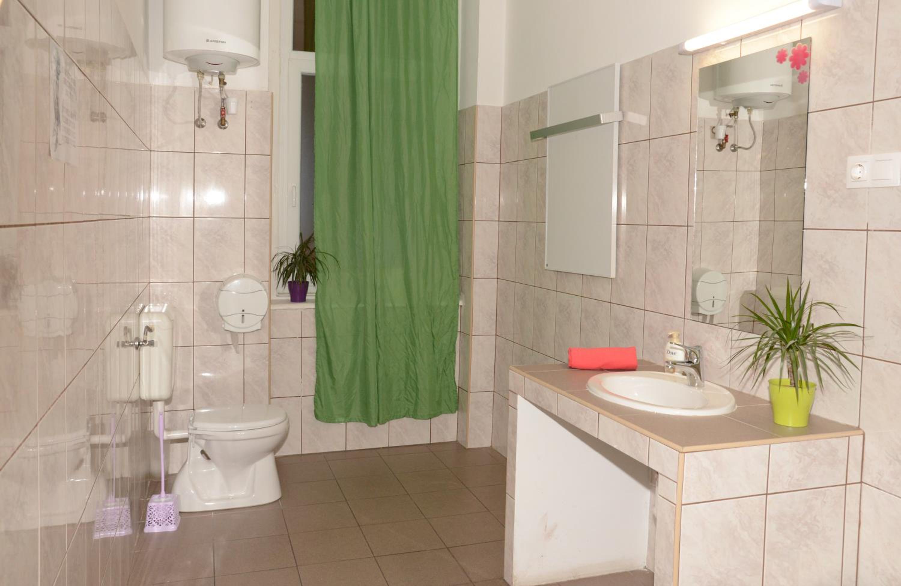 Budapest Party Hostel at Udvarom