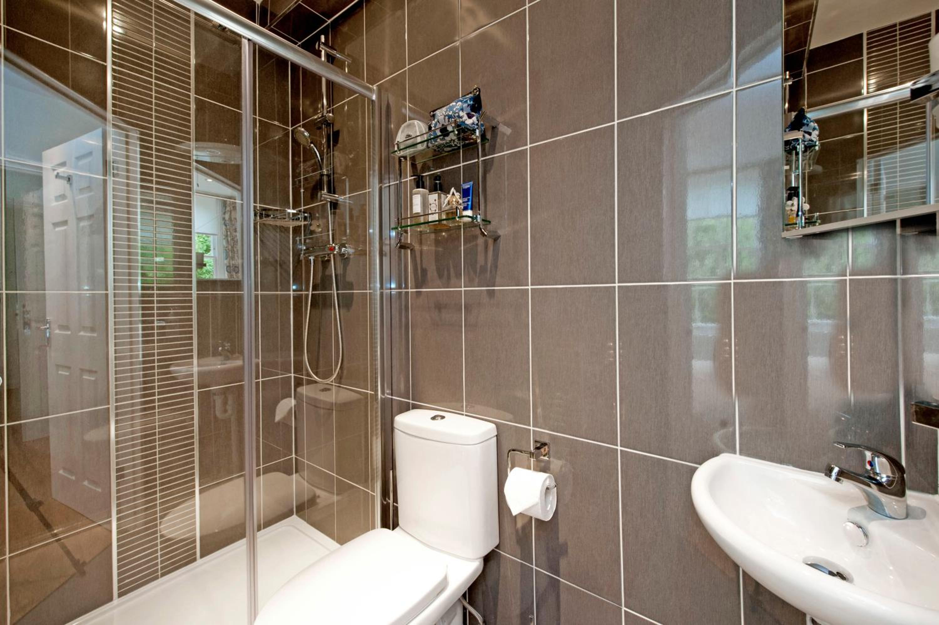 The Apartment, 24 West End Terrace, Winchester view 5