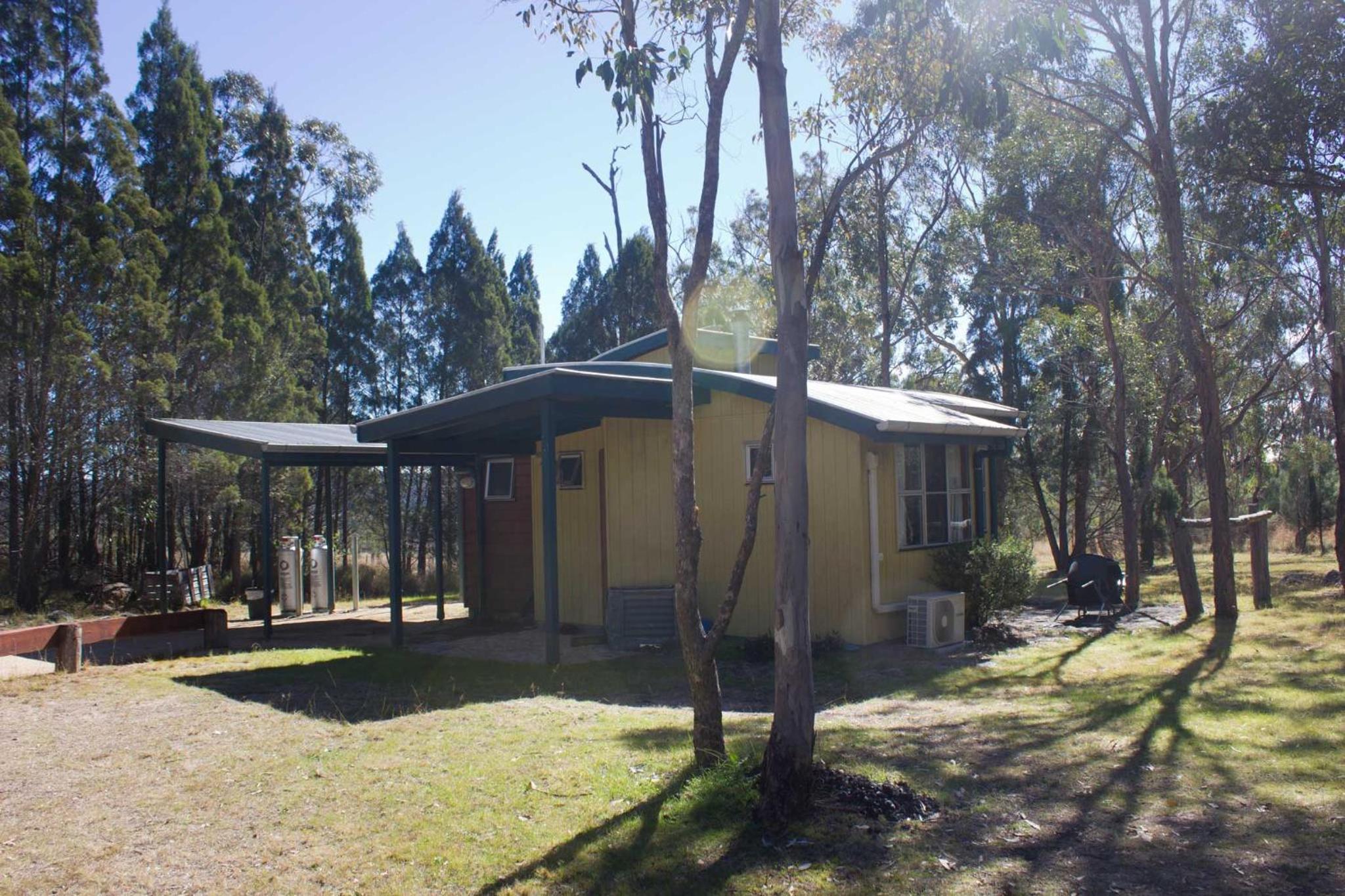 Whiskey Gully Cottages view 2