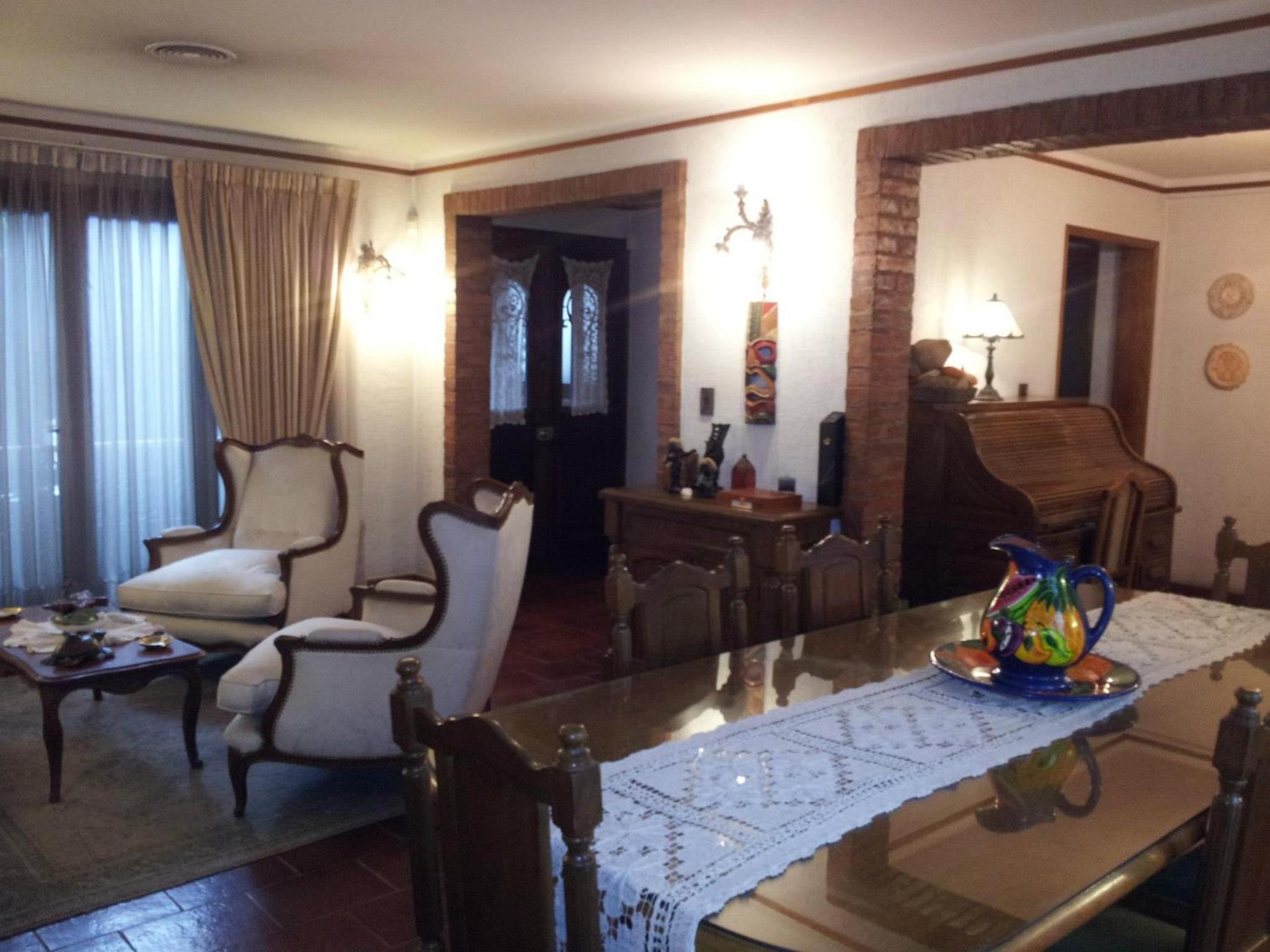 816 B&B