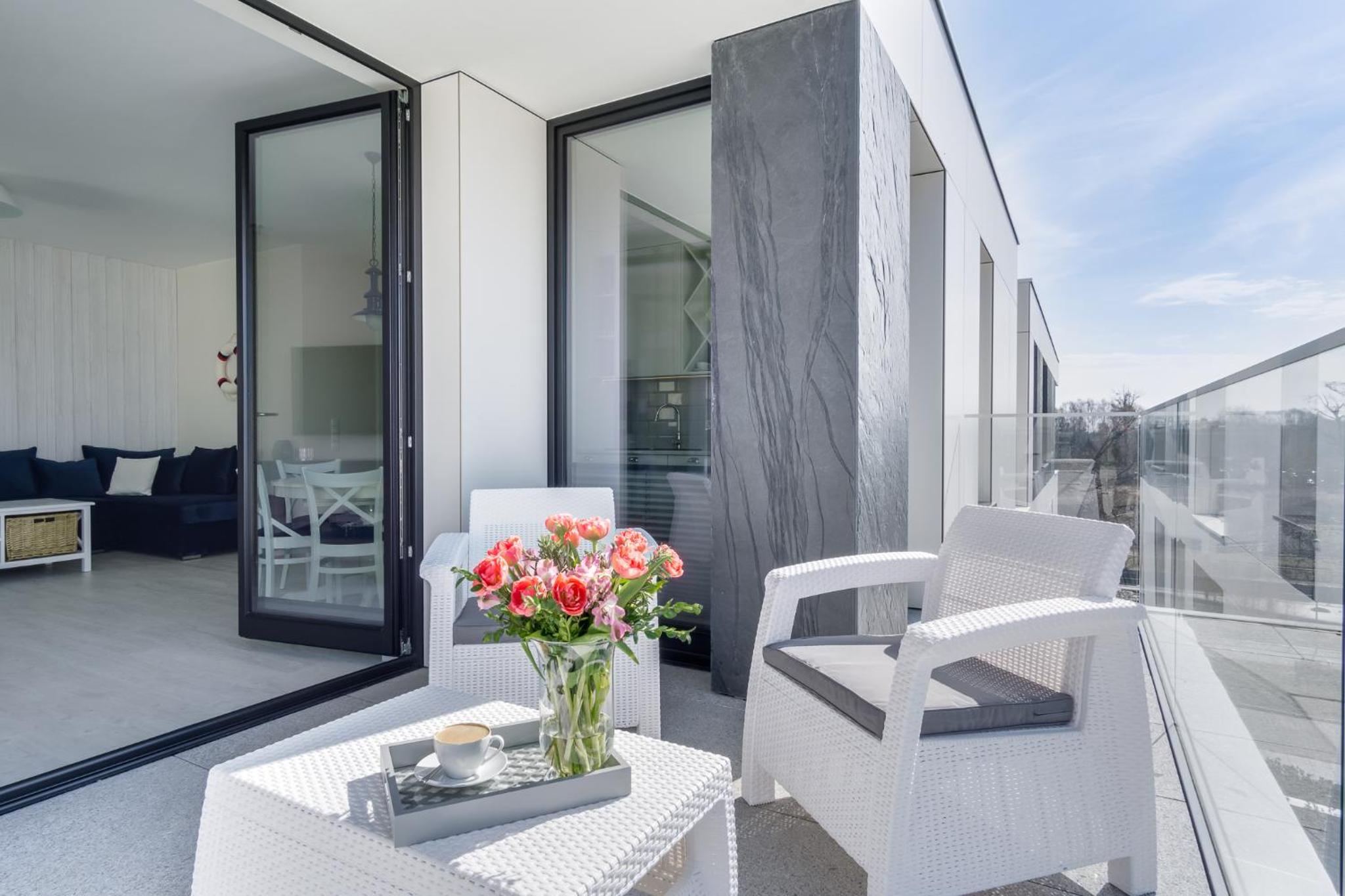 Blue Marina - Premium apartament na luskusowym zamknietym osiedlu OKRZEI by Lion Apartments Sopot