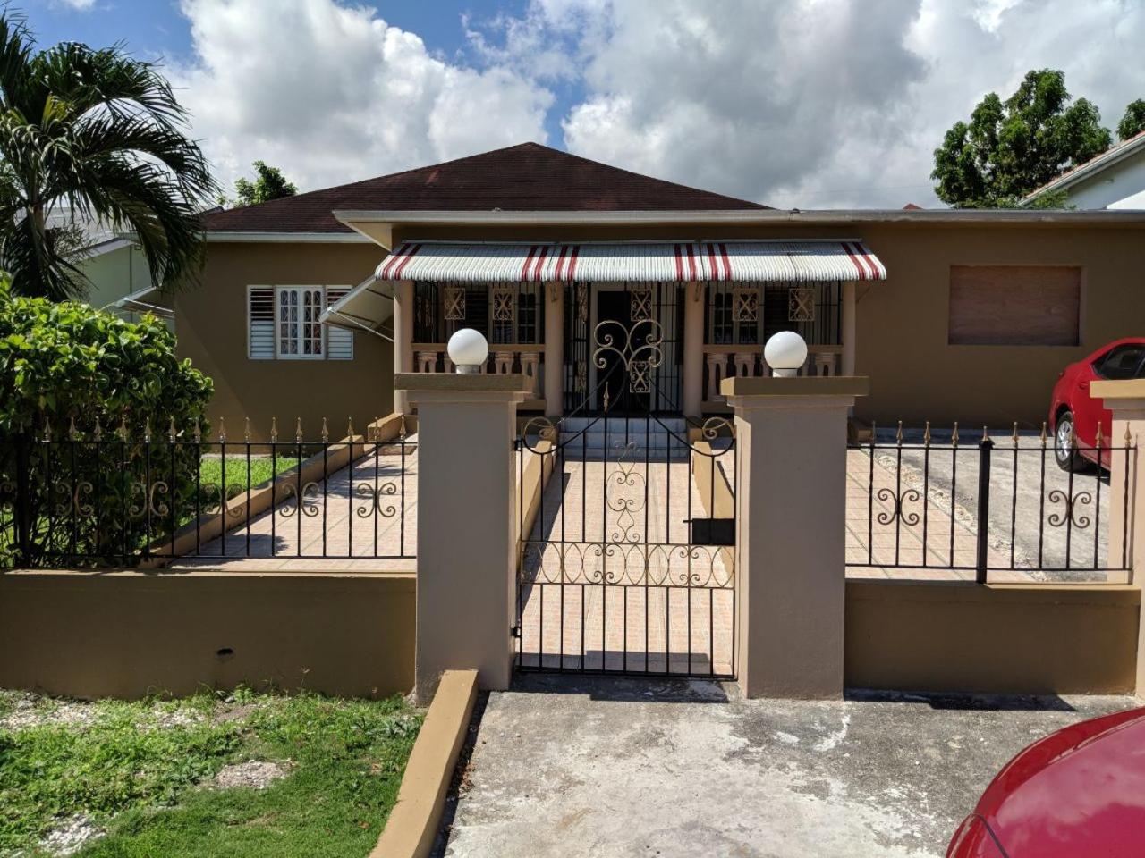 Jus4u-Apt-2 The Home Away From Home Villa view 4