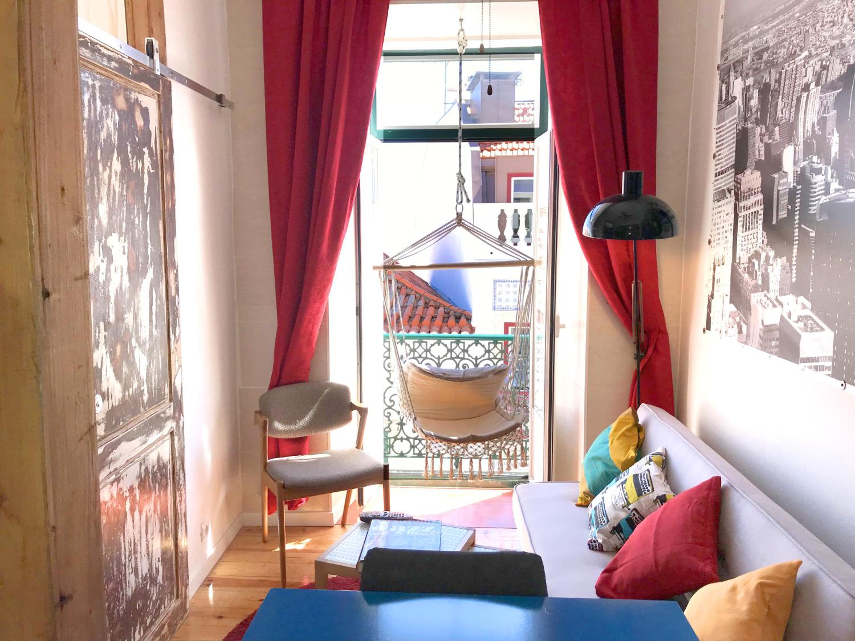 Alfama Patio Apartments view 2