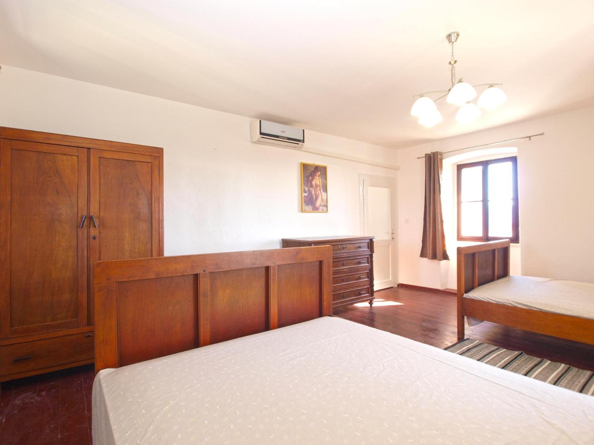 House Angela 1585