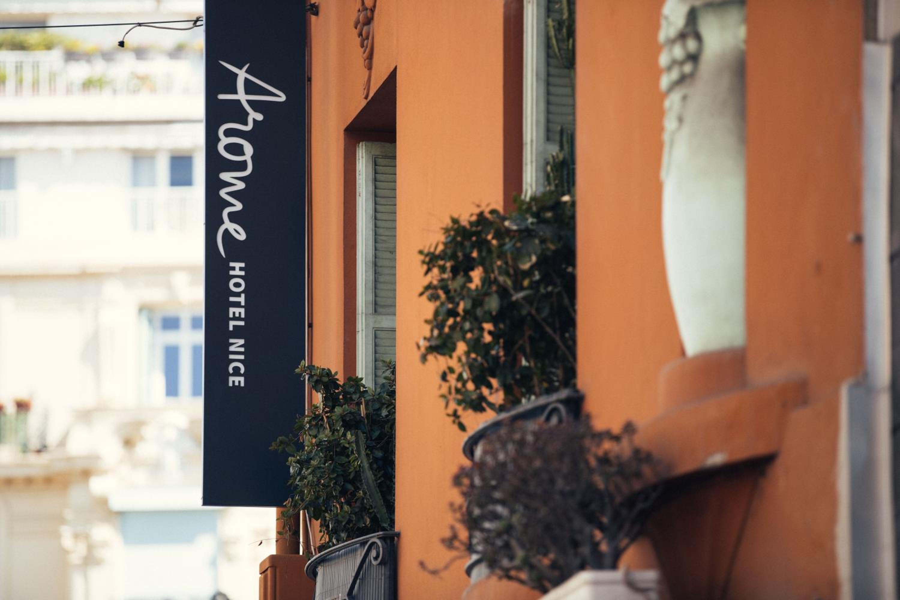 Hotel Arome Hotel - Image 1