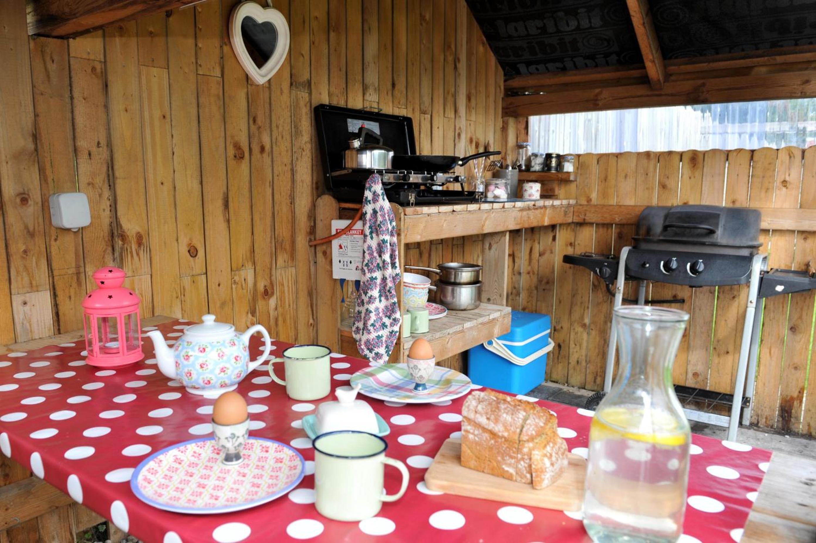 Killarney Glamping at the Grove, Suites and Lodges
