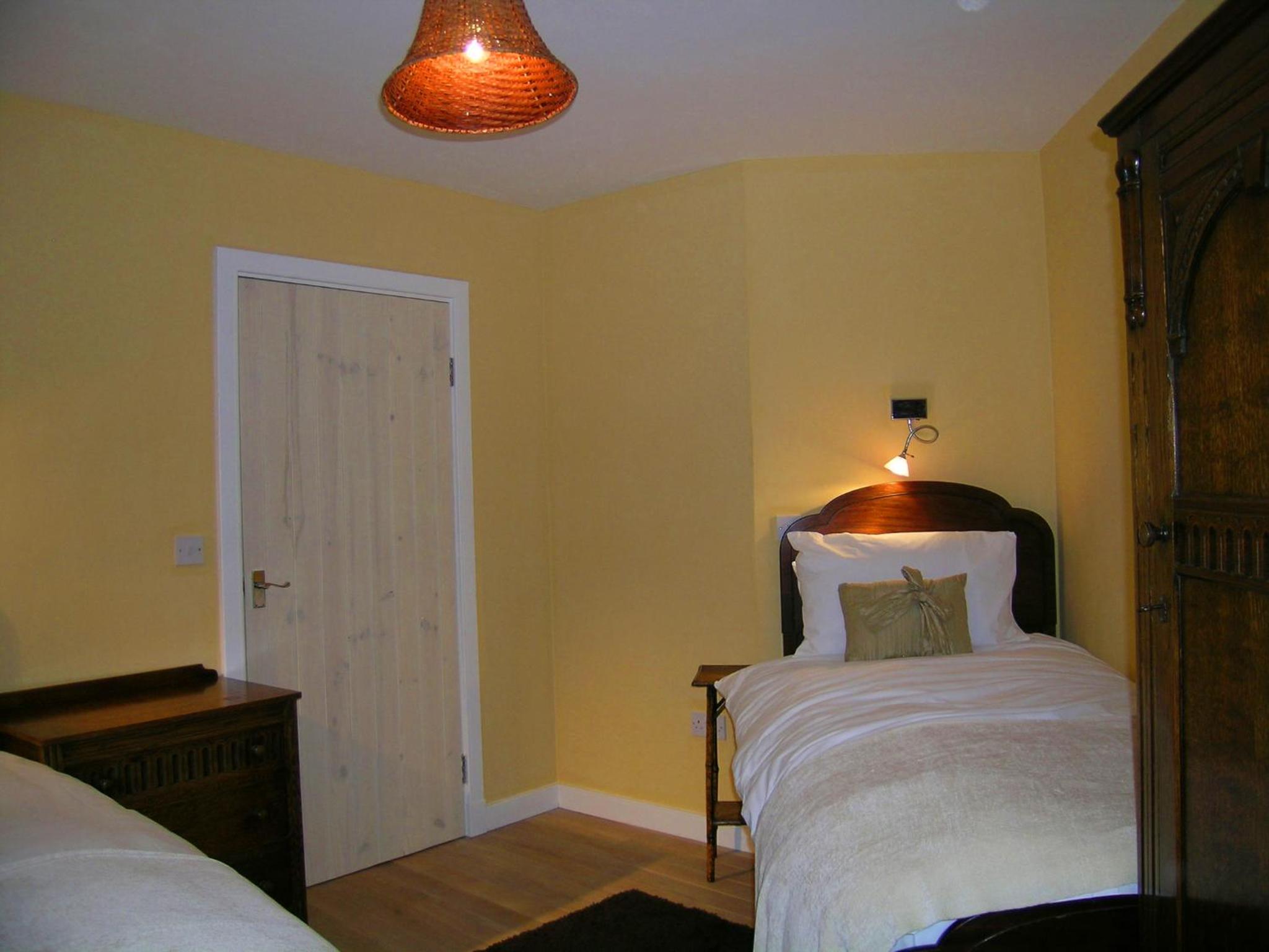 Alston Art Apartments