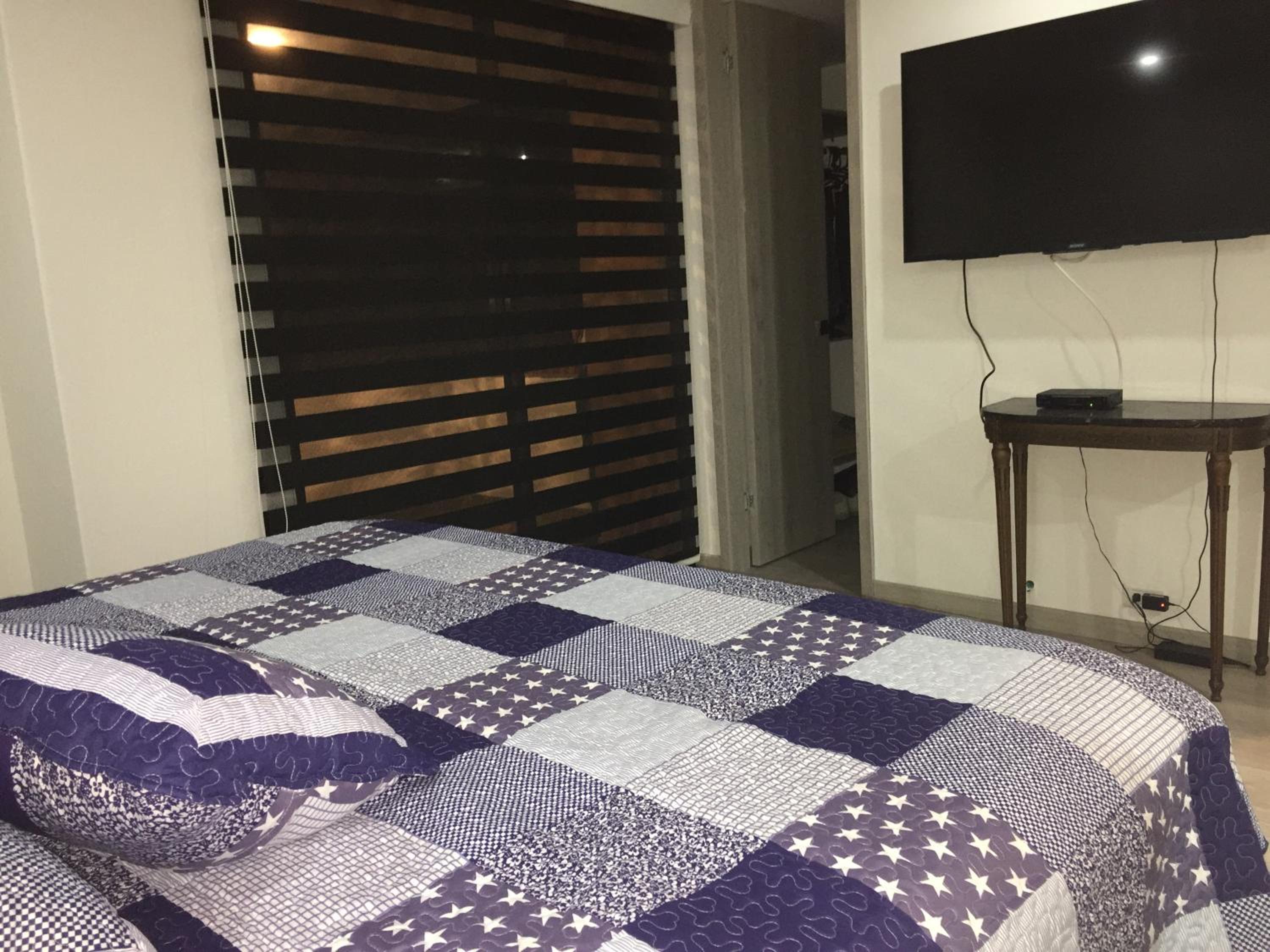 Apartamento cómodo , grande en Poblado Medellín