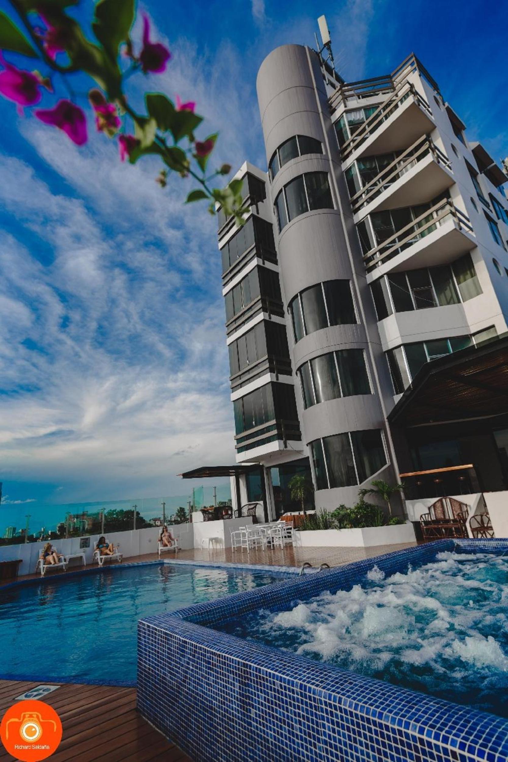 Hotel Arenal - Image 1