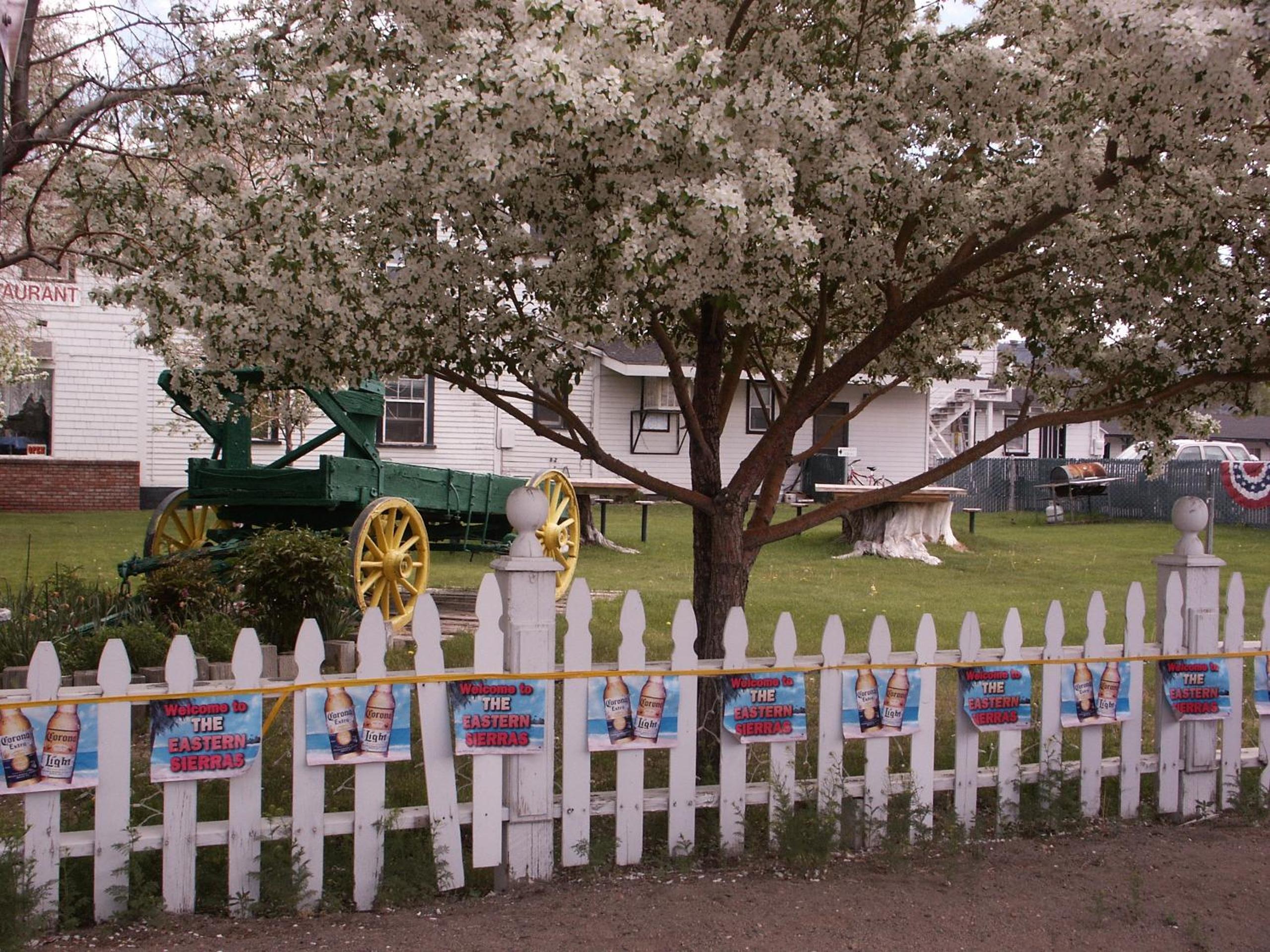 Bridgeport Inn