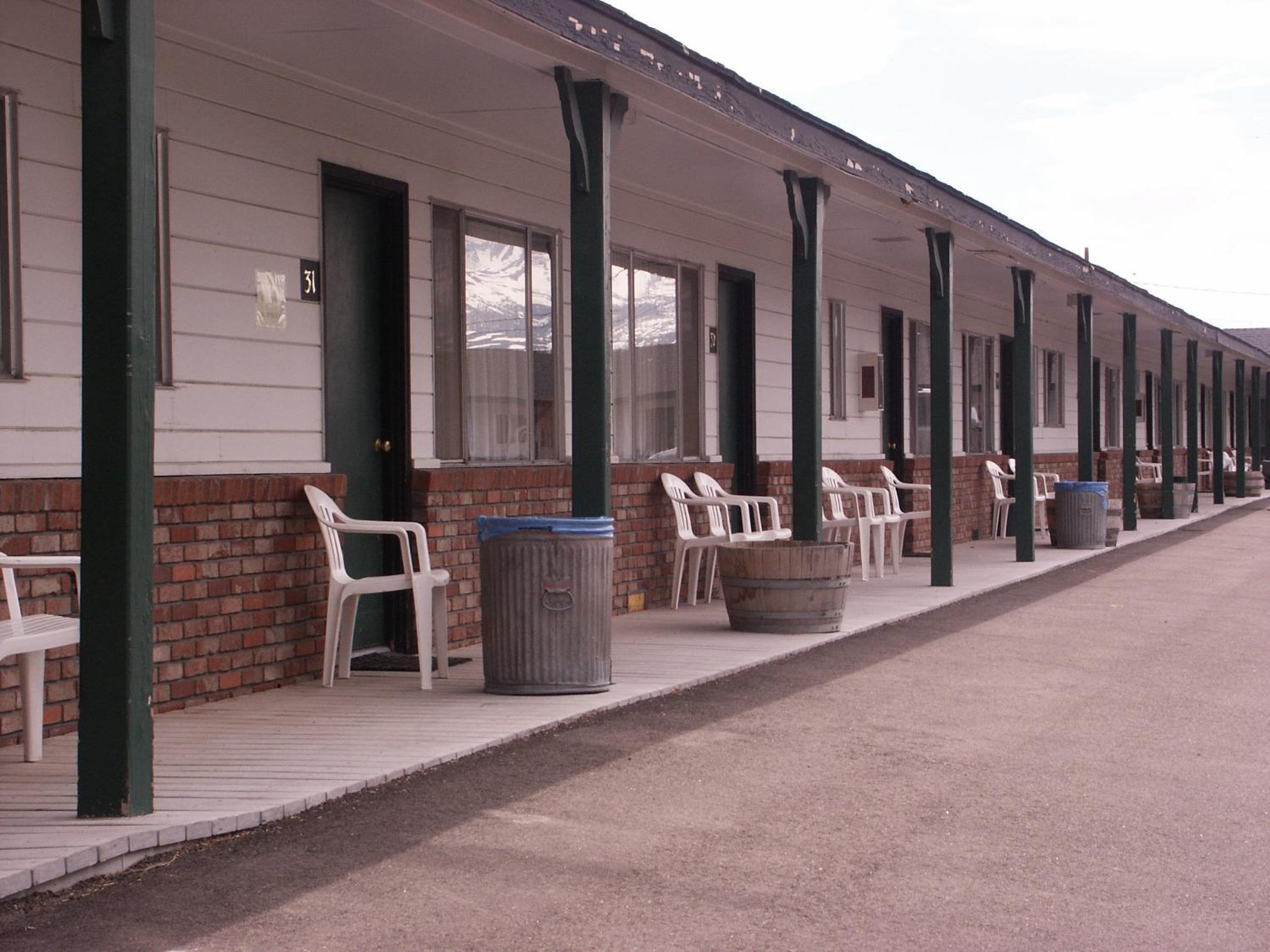 Bridgeport Inn