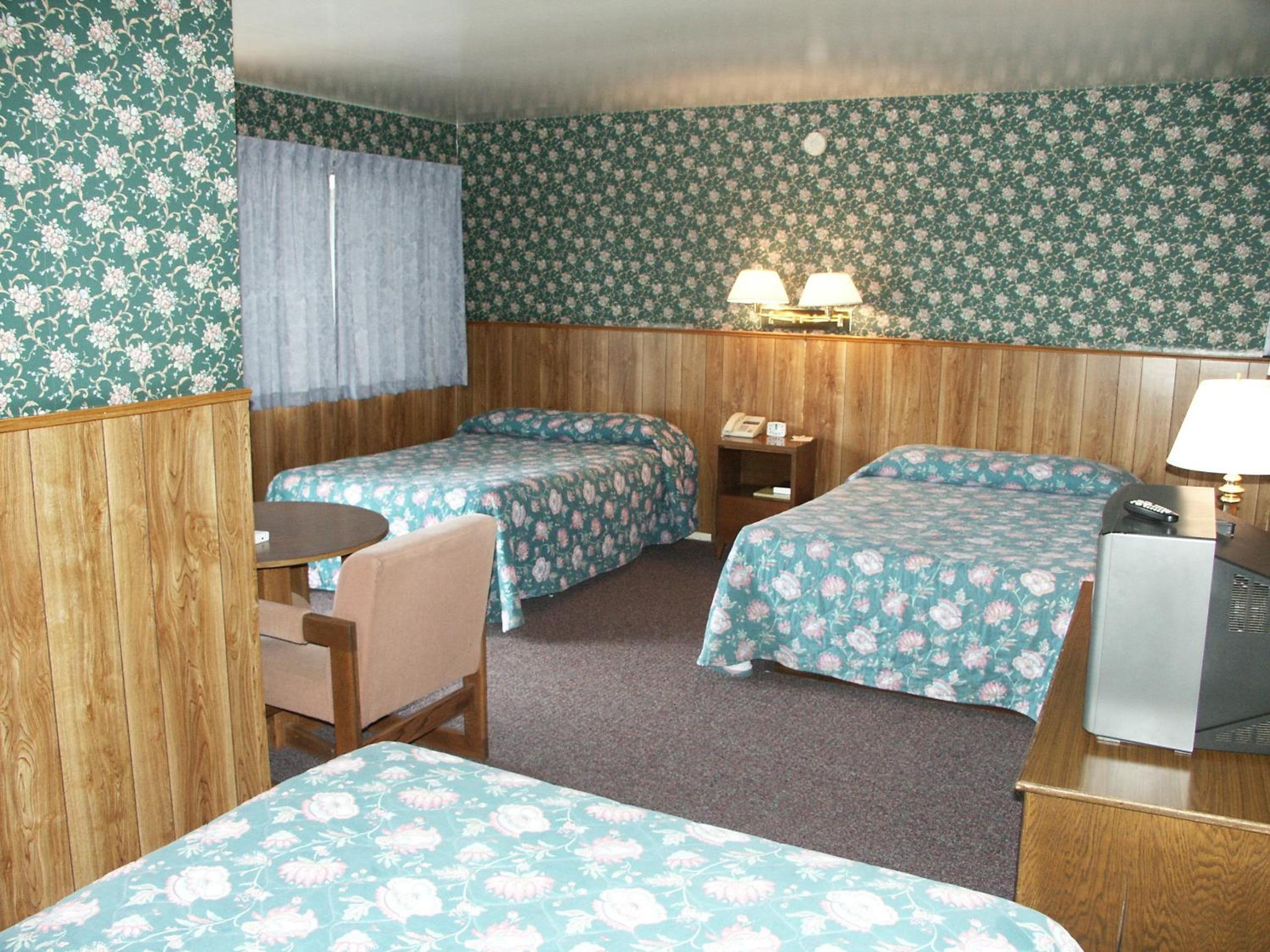 Bridgeport Inn