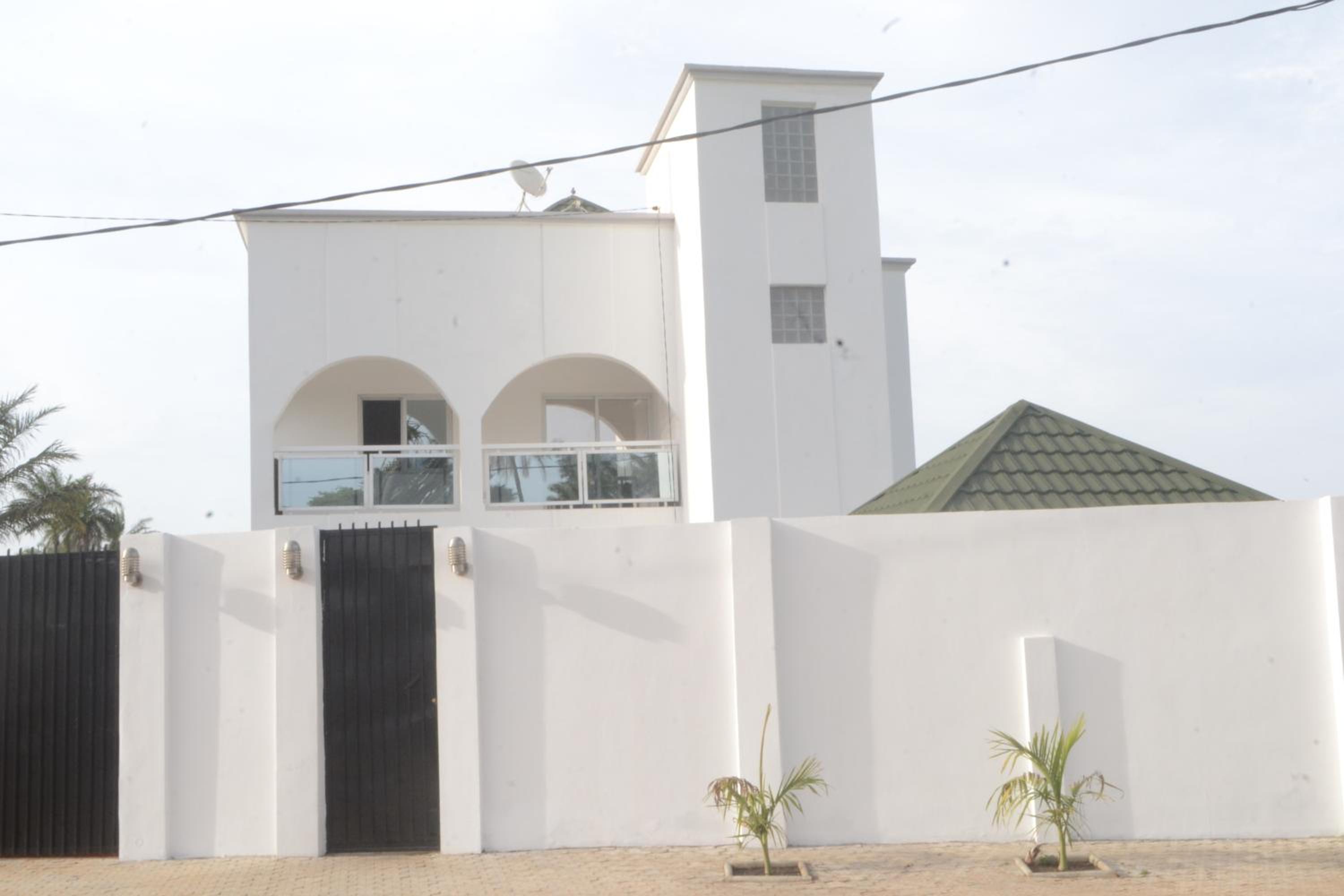 Drammeh's Villa