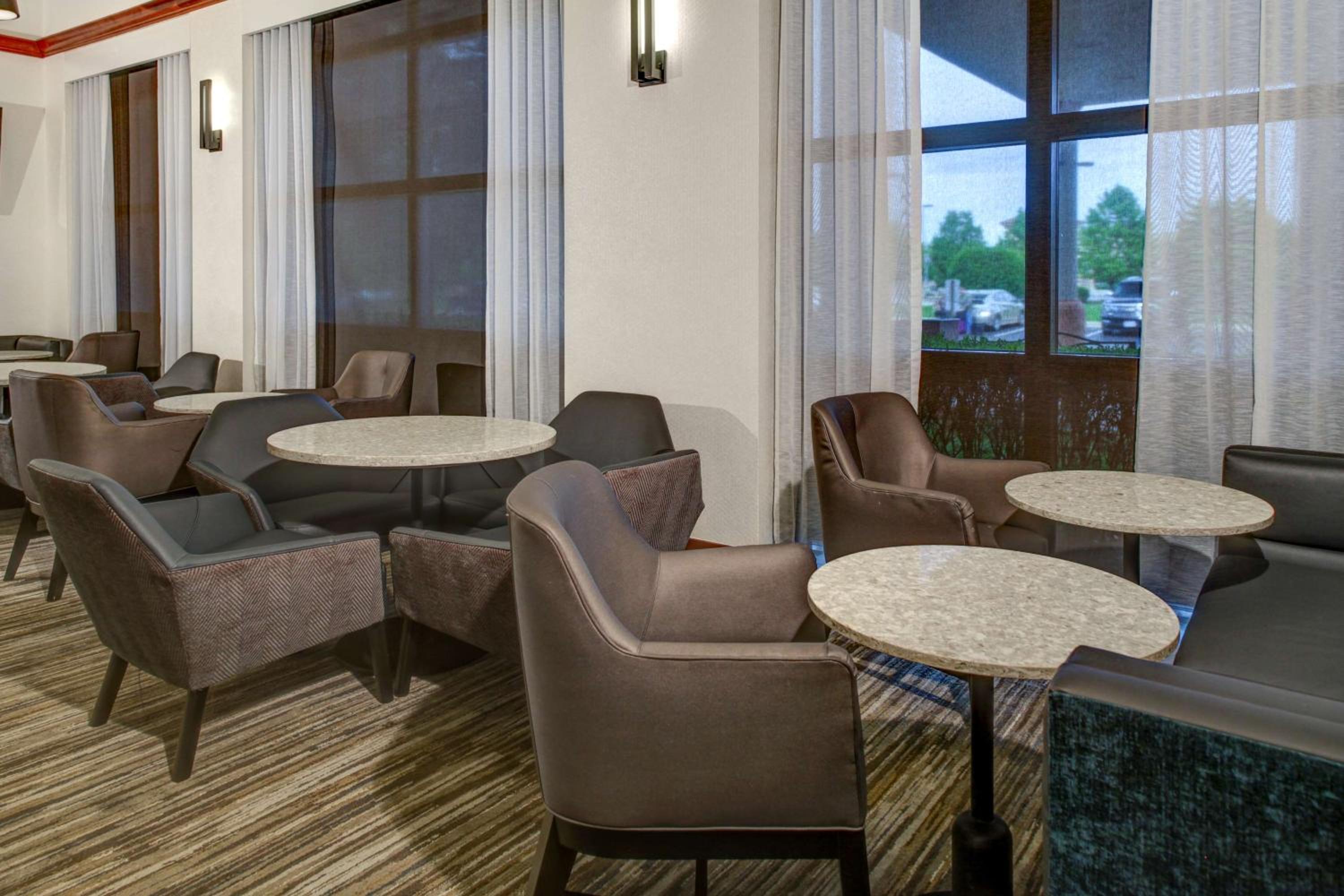 Hyatt Place Chicago/Itasca - Property Image 3