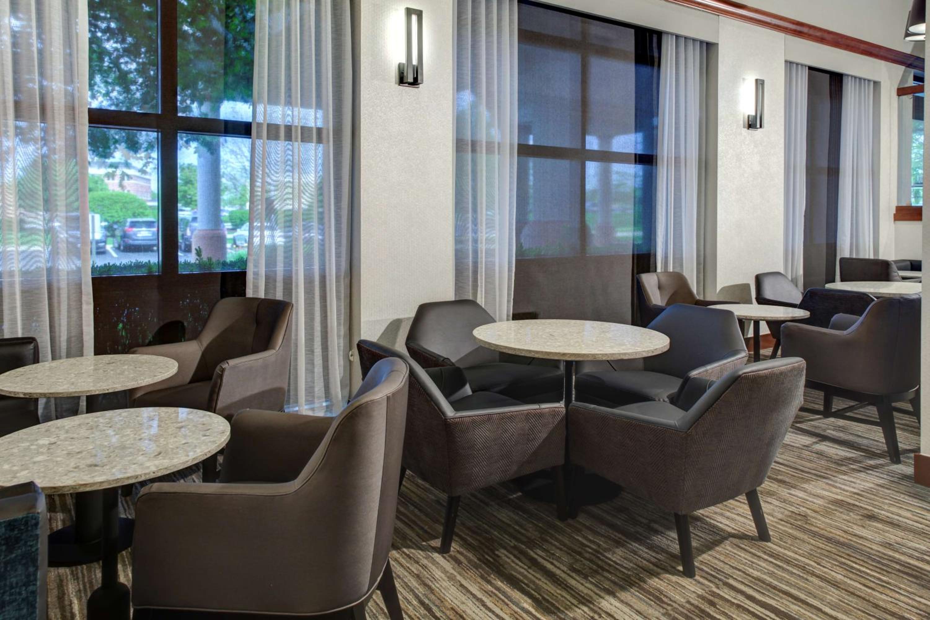 Hyatt Place Chicago/Itasca - Property Image 10