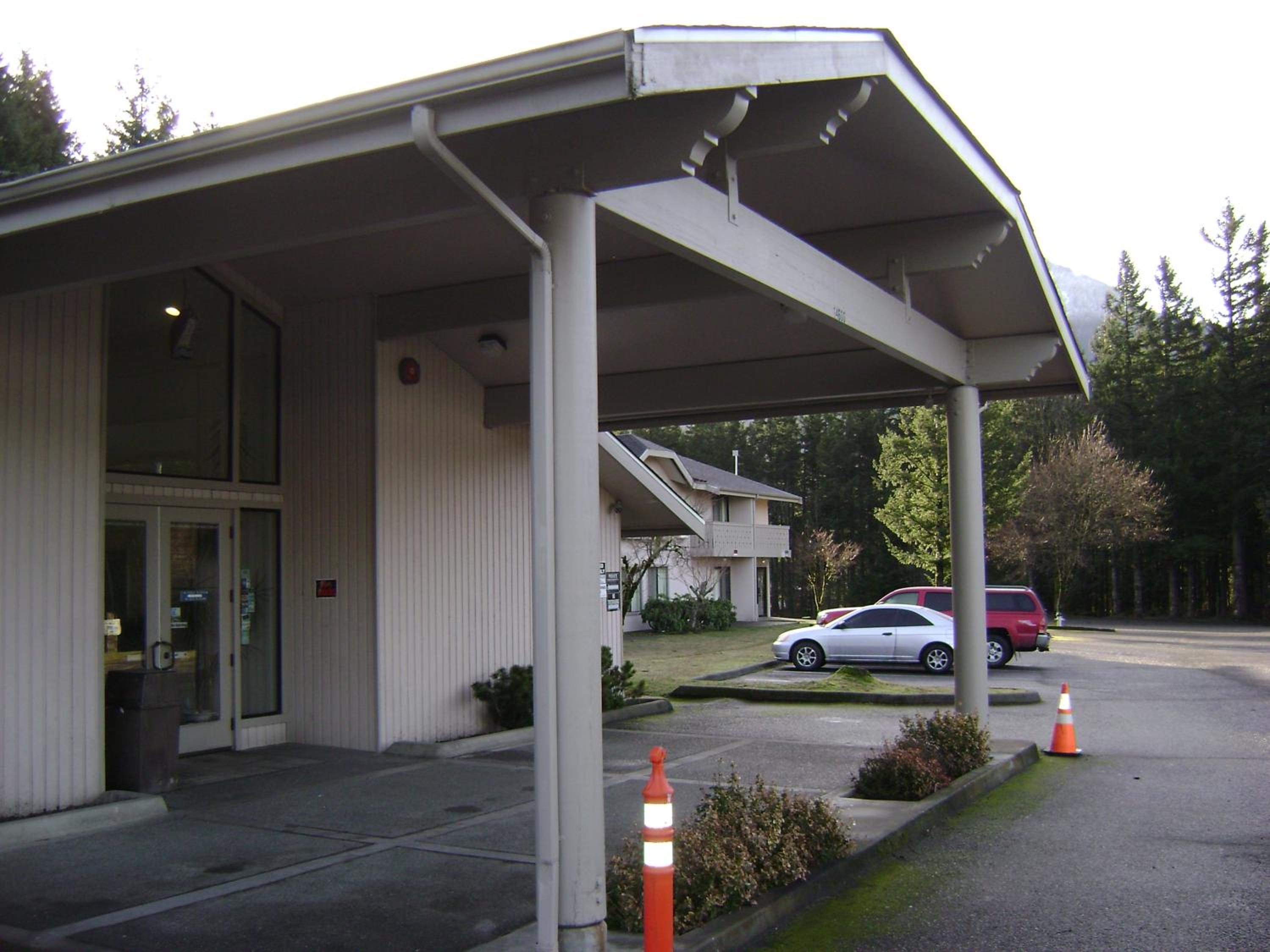 Edgewick Inn view 2