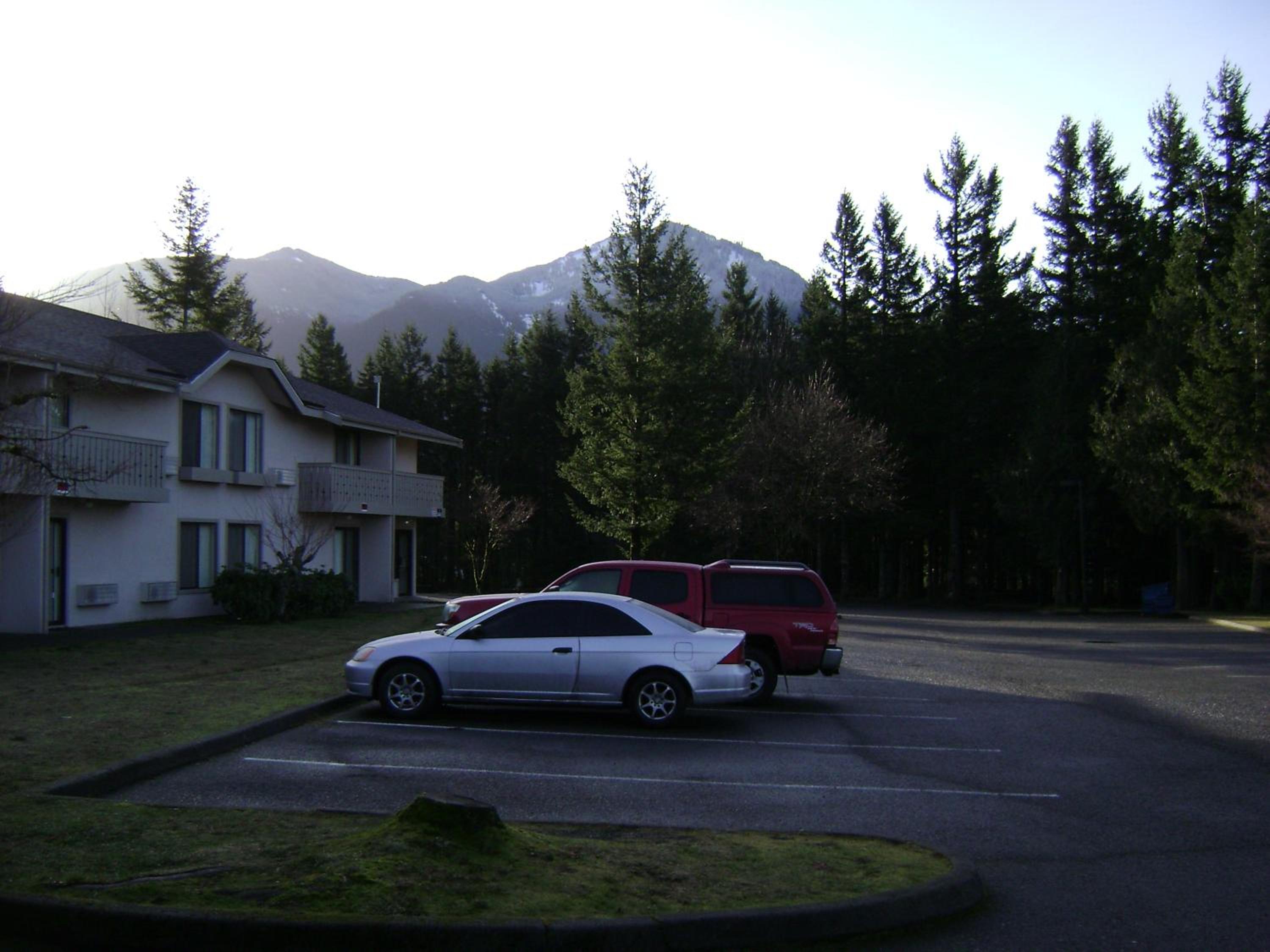 Edgewick Inn view 4