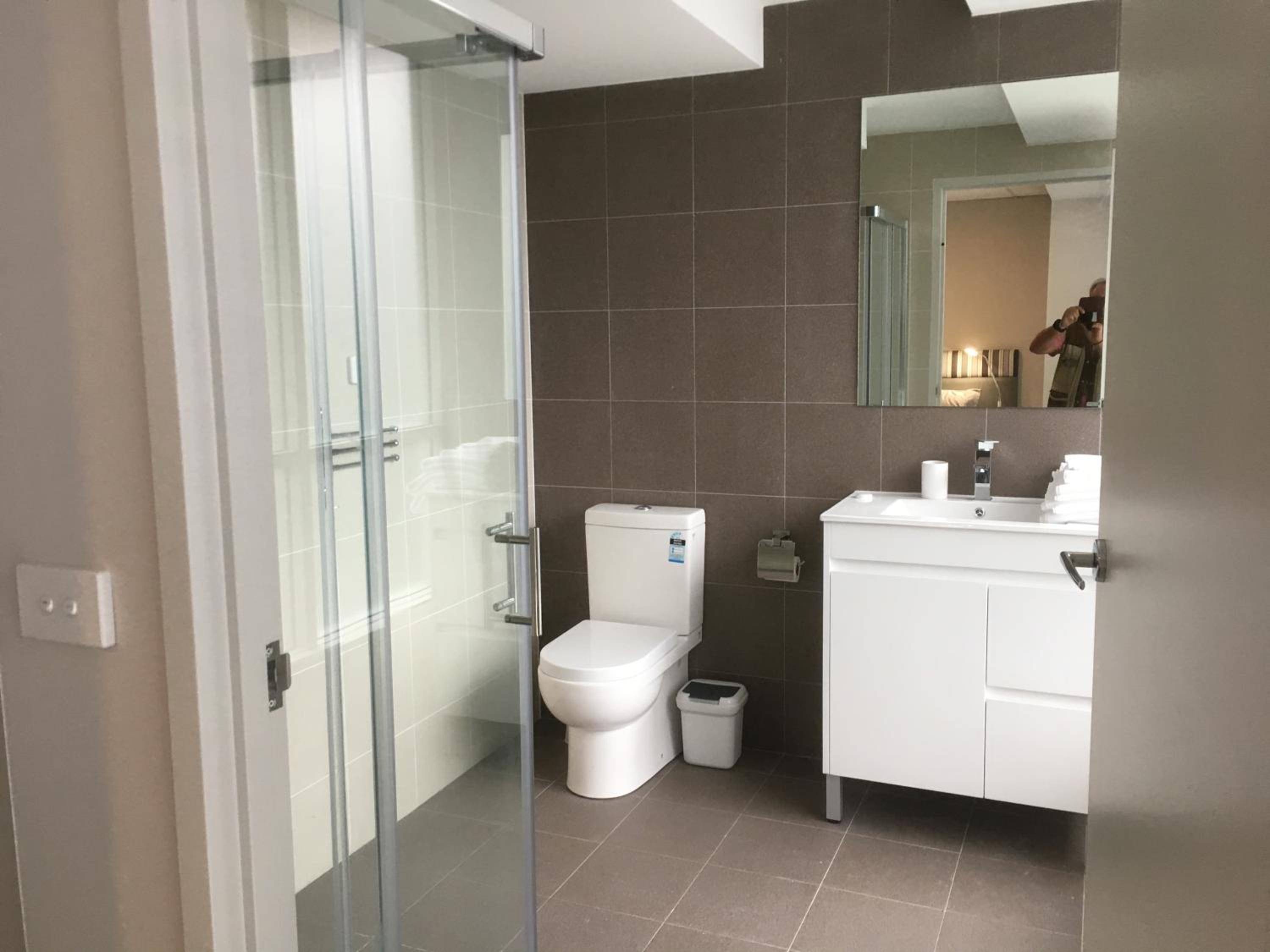 Med-Accom