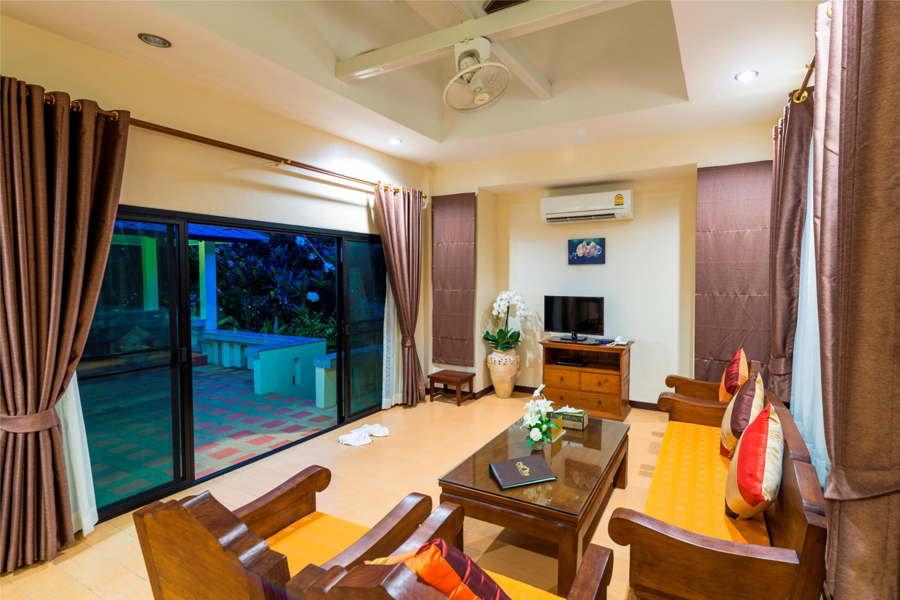 Pattra Vill Resort