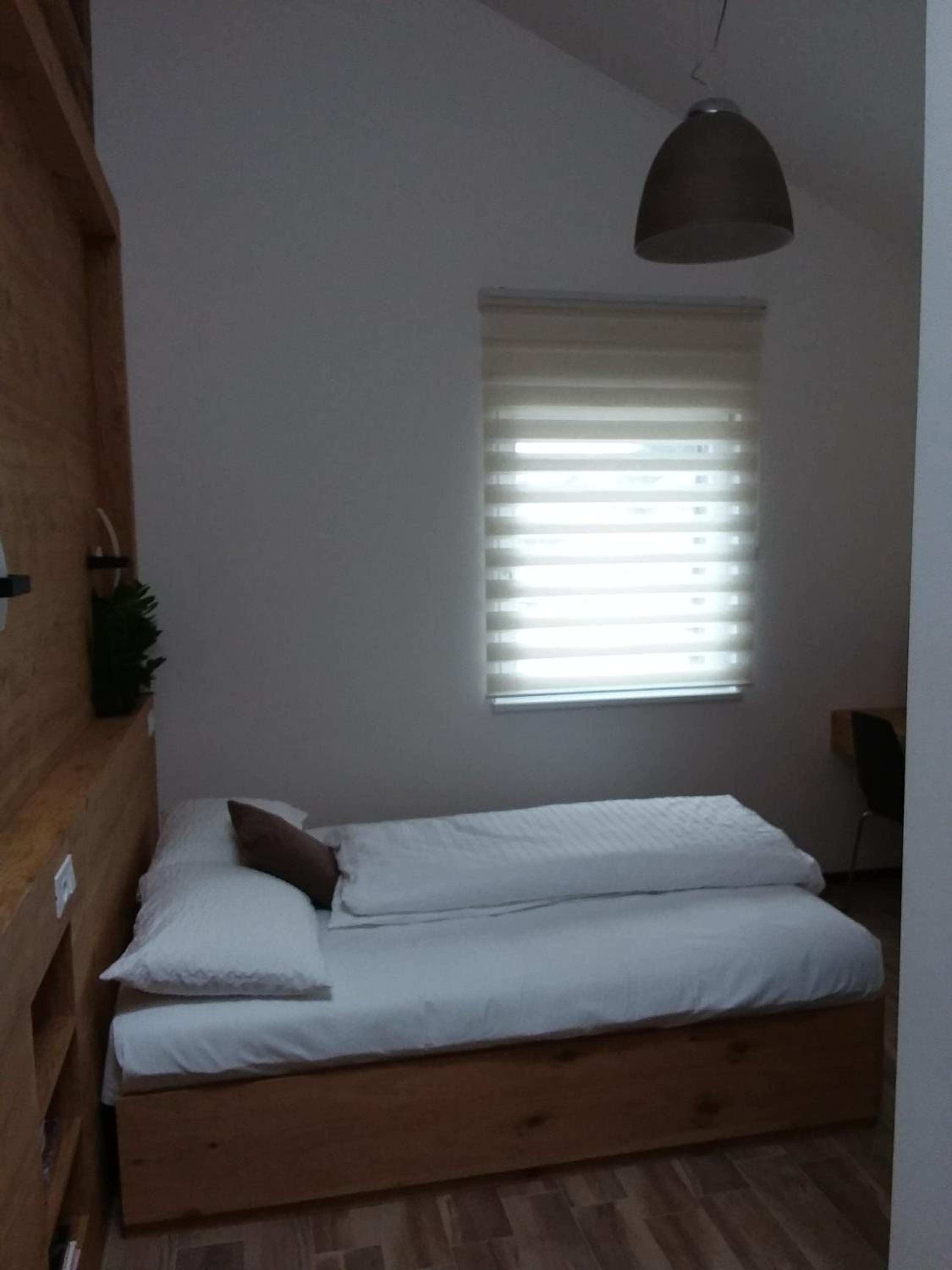 Photo 50