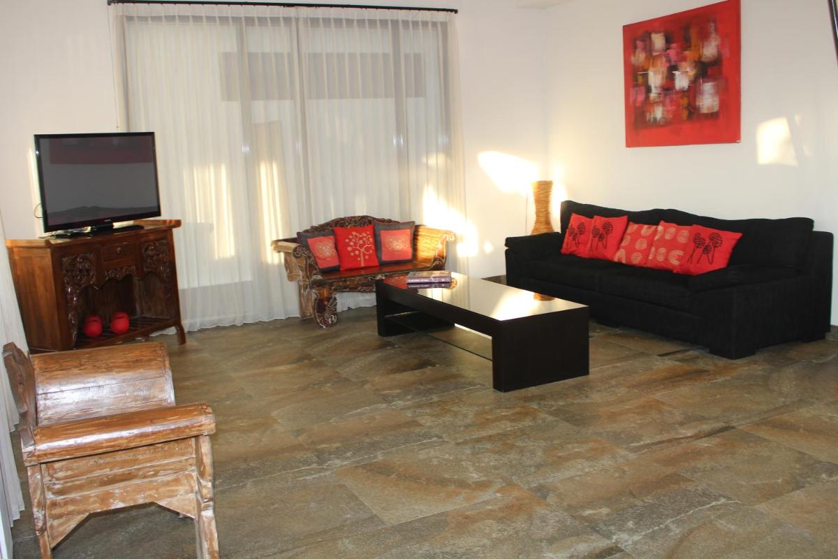 Villa Pemaron view 5