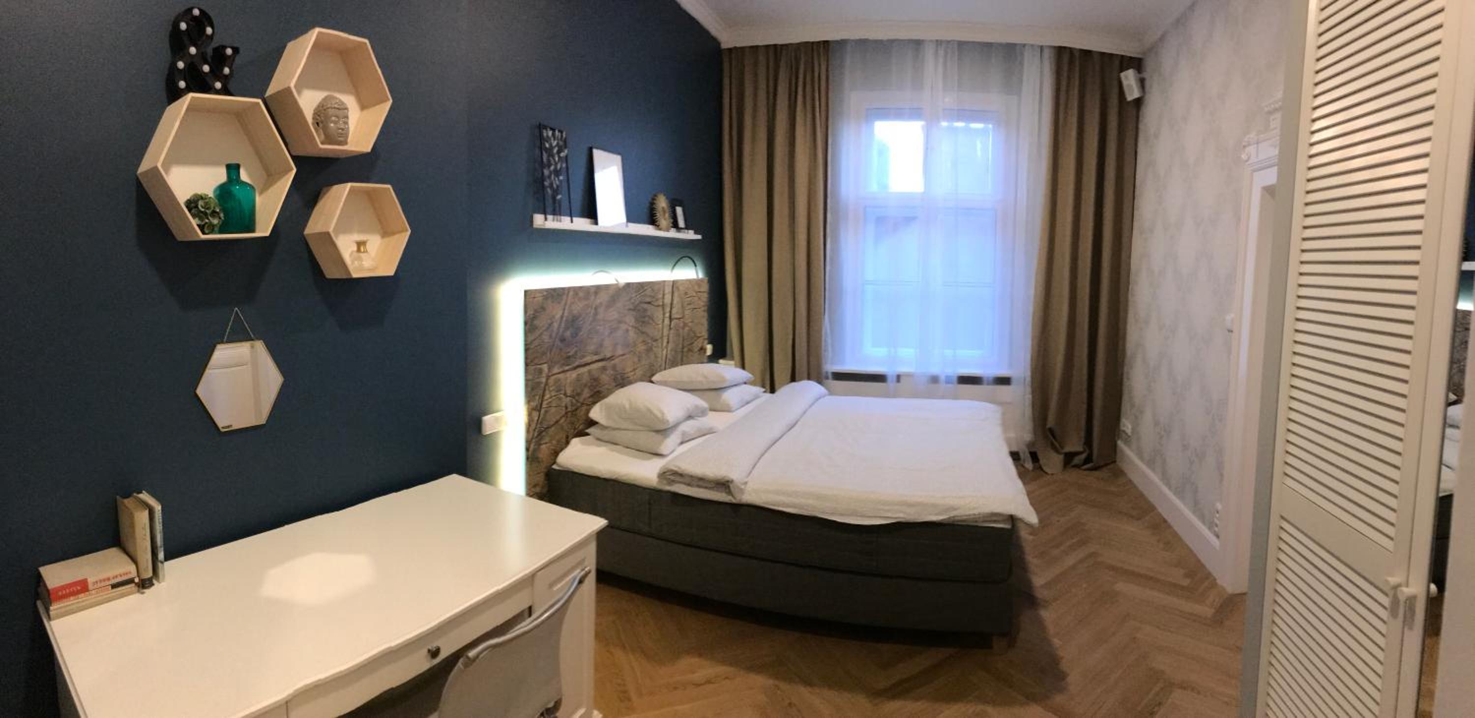 Holec Apartments
