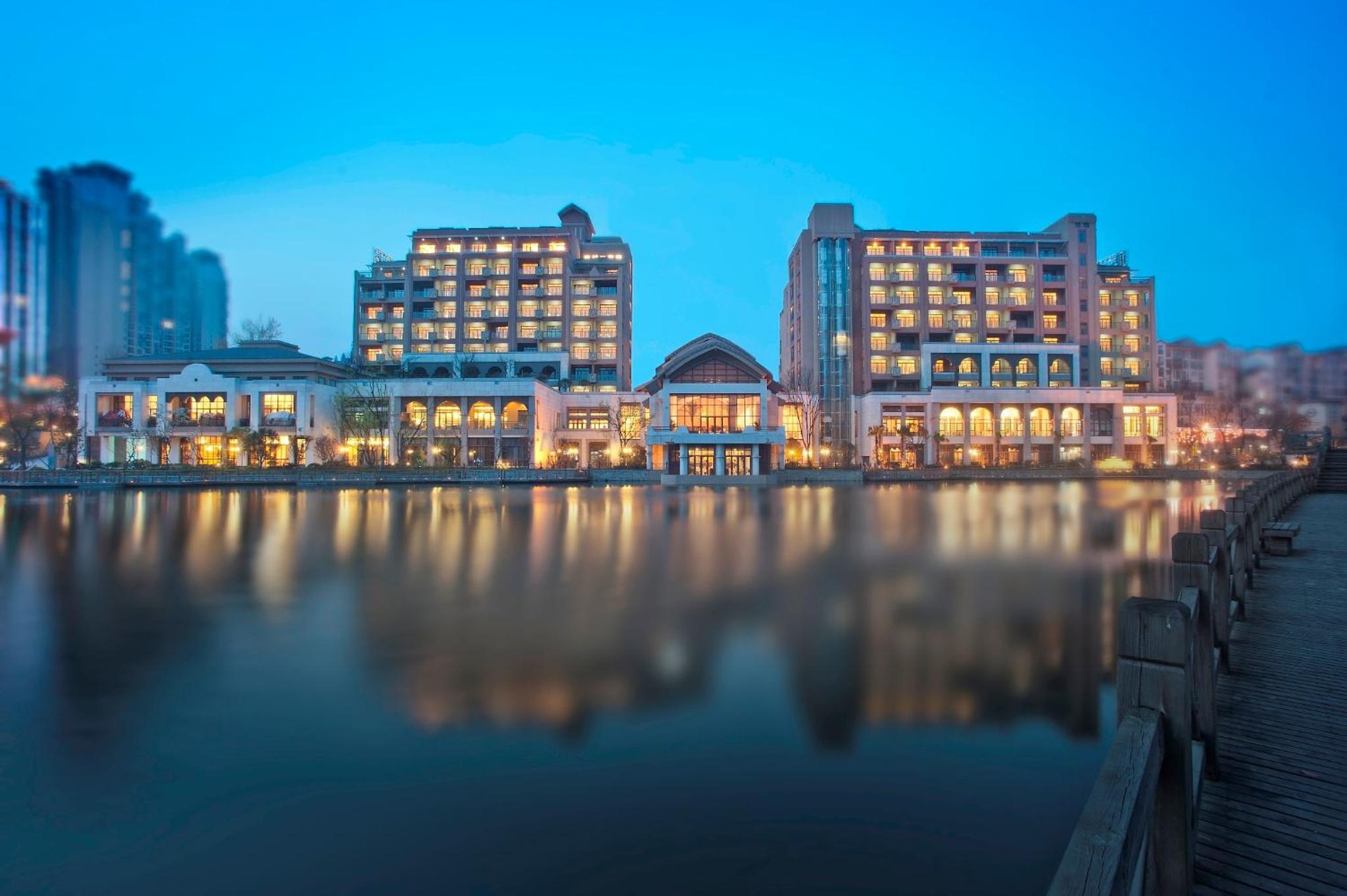 Poly Hotspring Guiyang Hotel