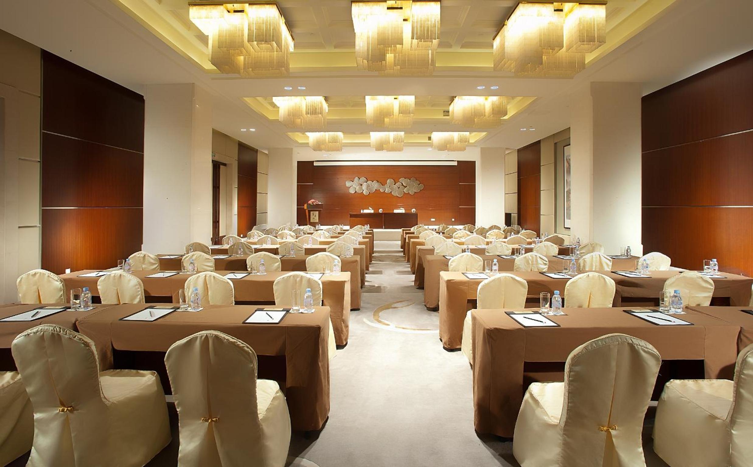 Poly Hotspring Guiyang Hotel
