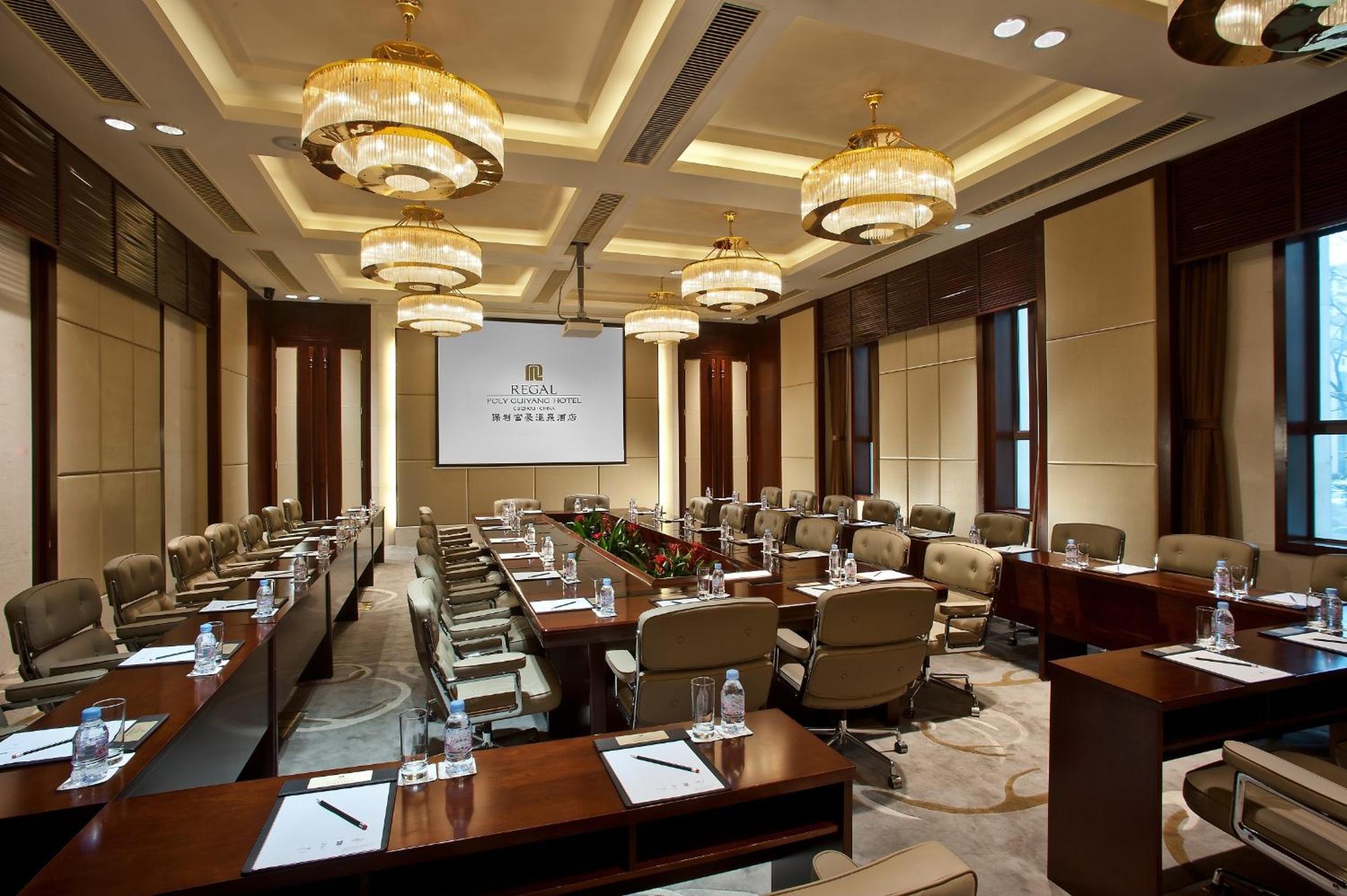 Poly Hotspring Guiyang Hotel