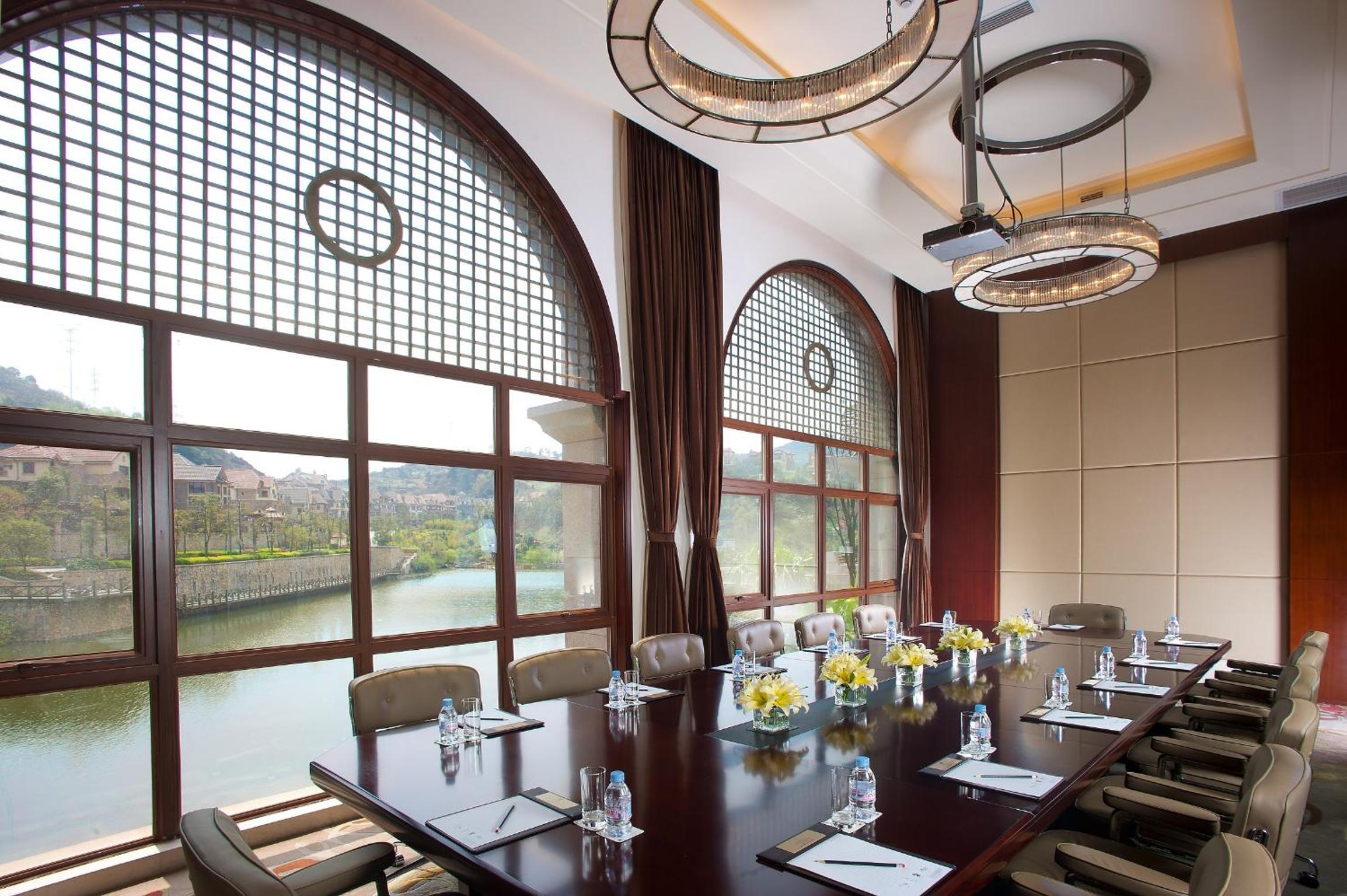Poly Hotspring Guiyang Hotel