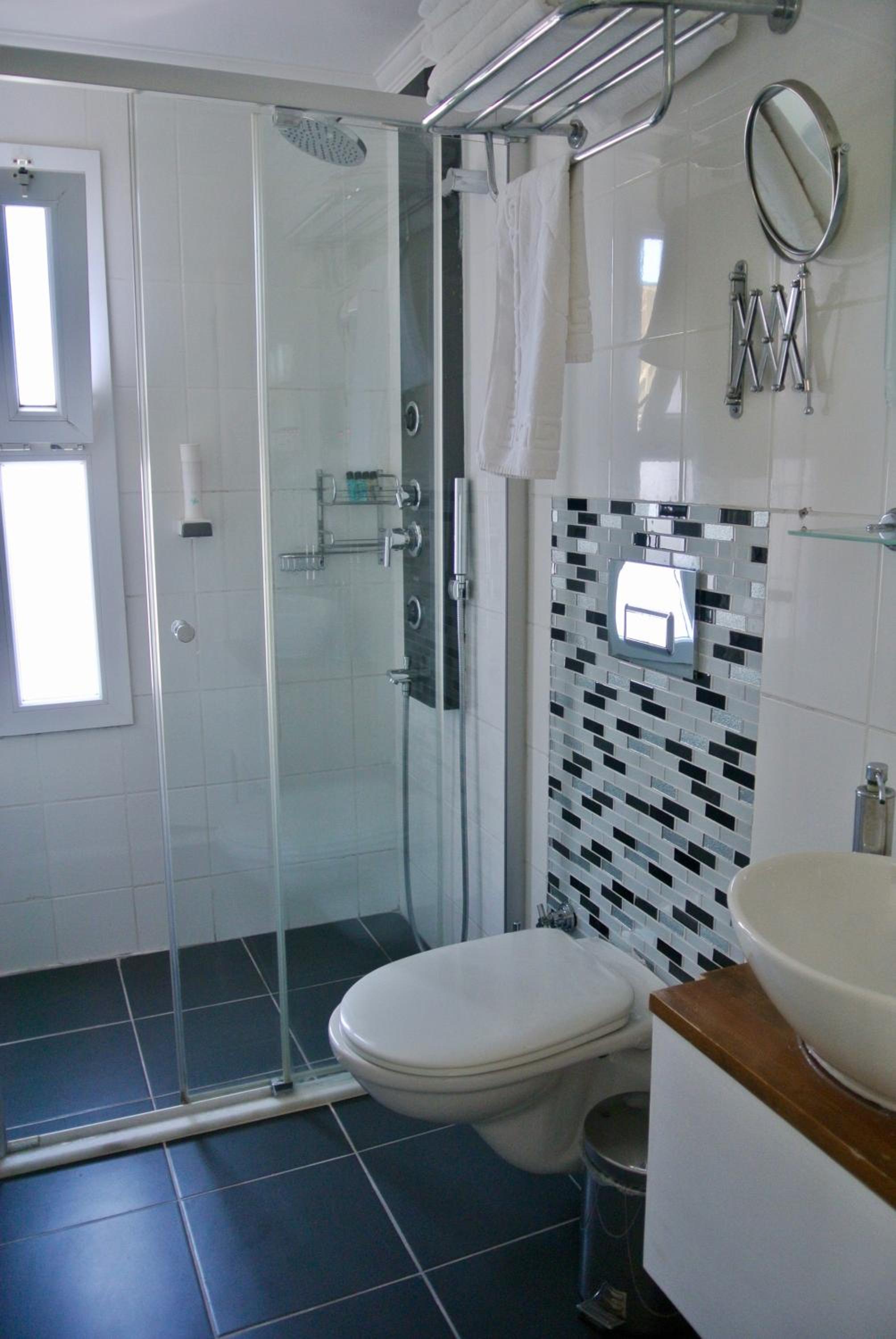 Hideaway - Image 144