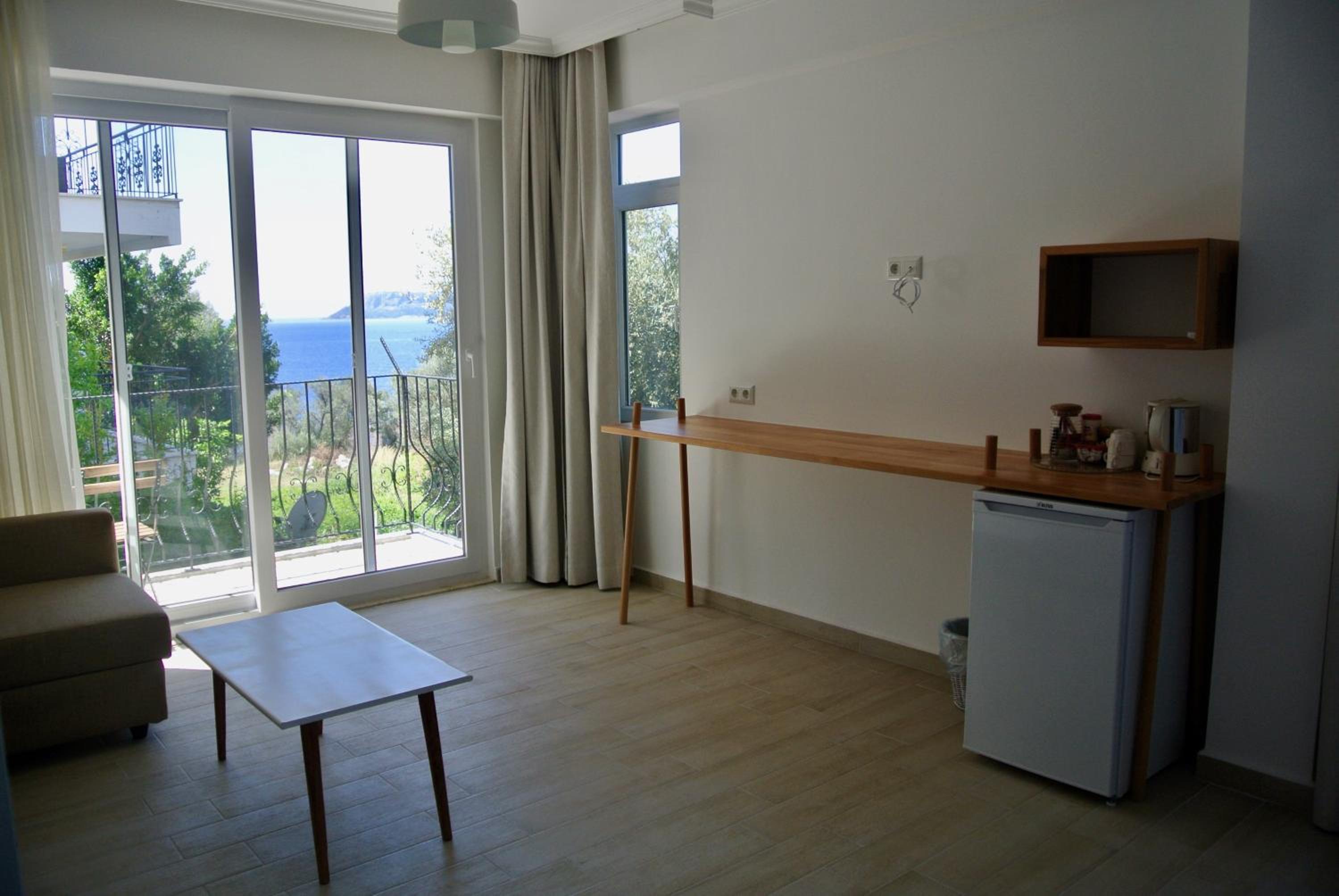 Hideaway - Image 111