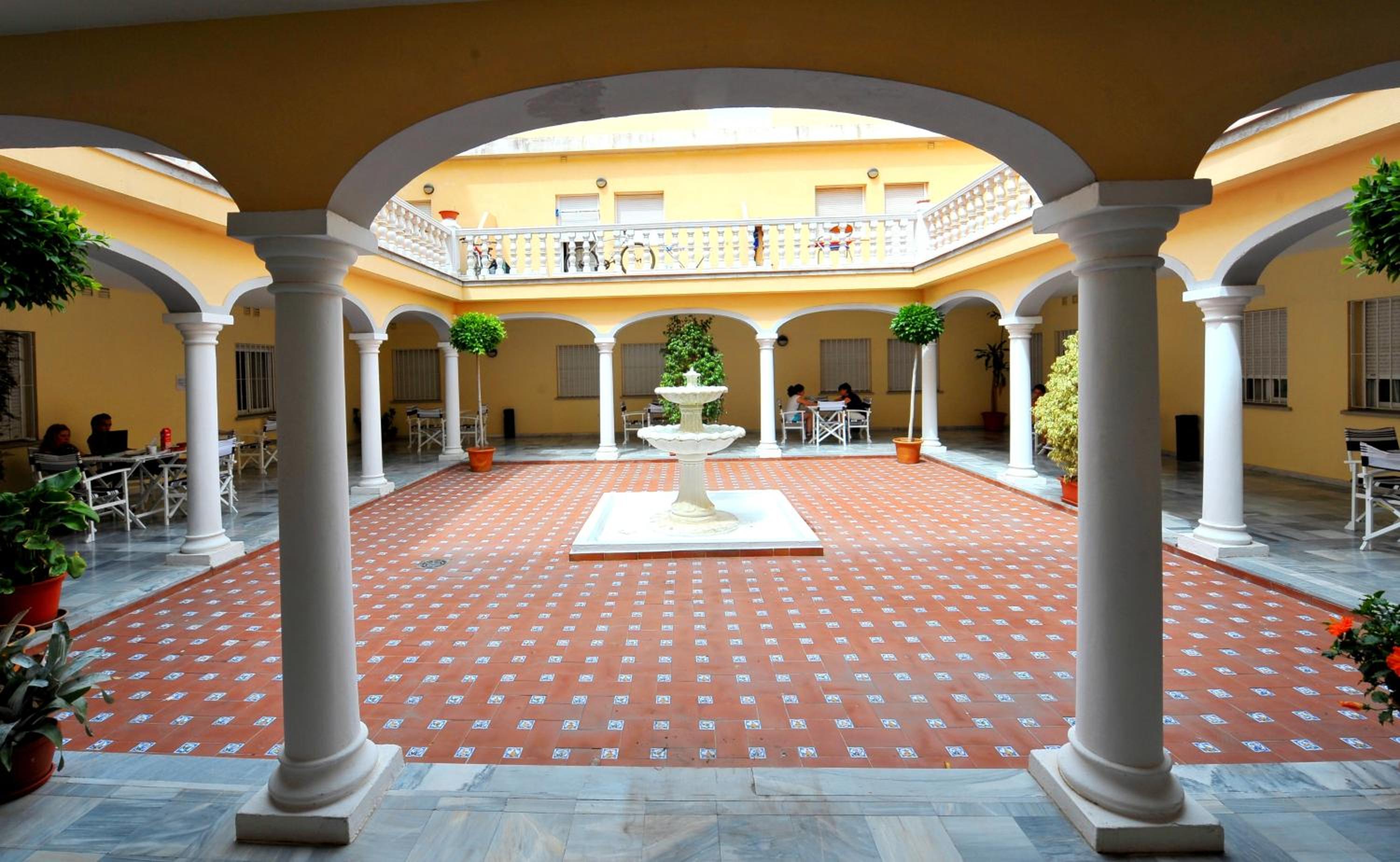 Micampus Málaga Student Residence